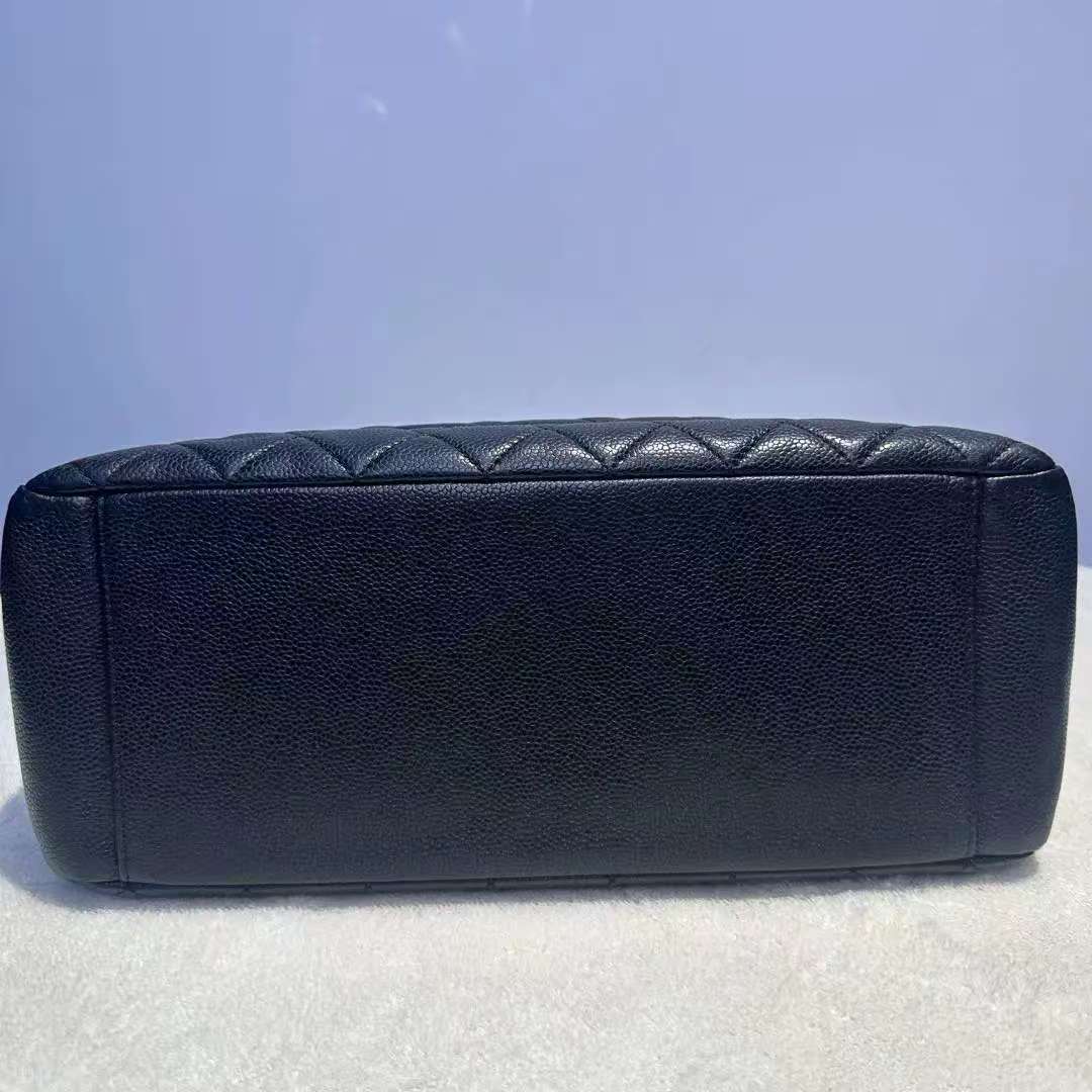 【#553】Pre-owned CHANEL Grand Shopping Tote Calfskin Black Tote  BJ11011050145