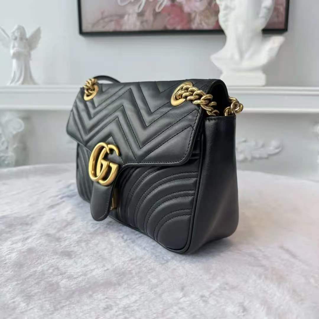 【#493】Pre-owned Gucci Marmont 26 Medium Size Calfskin Shoulder Bags BJ1101504060