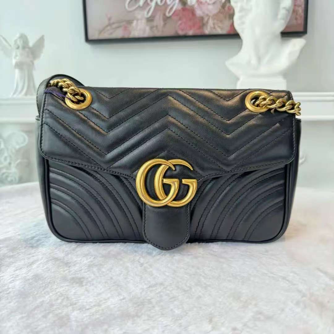 【#493】Pre-owned Gucci Marmont 26 Medium Size Calfskin Shoulder Bags BJ1101504060