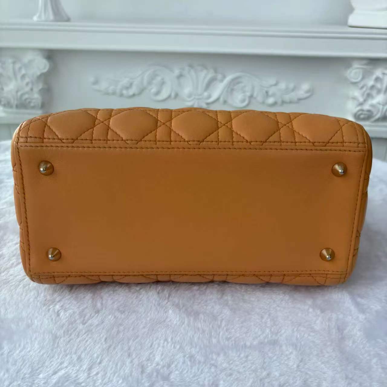 【#750】Pre-owend Dior Lady Dior Medium Yellow Lambskin Shoulder Bag BJ11012040135