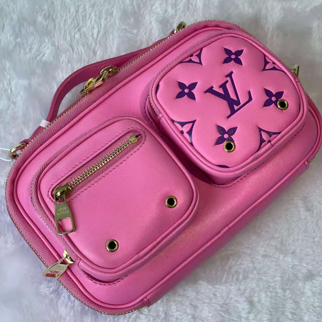 【#813】Pre-owned Louis Vuitton Canvas Crossbody Bags BJ11021L04095 Utility Pink