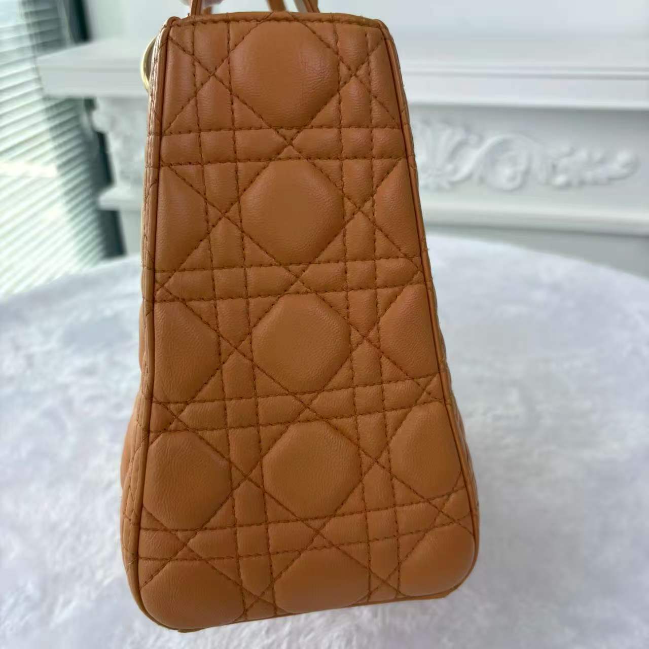 【#750】Pre-owend Dior Lady Dior Medium Yellow Lambskin Shoulder Bag BJ11012040135