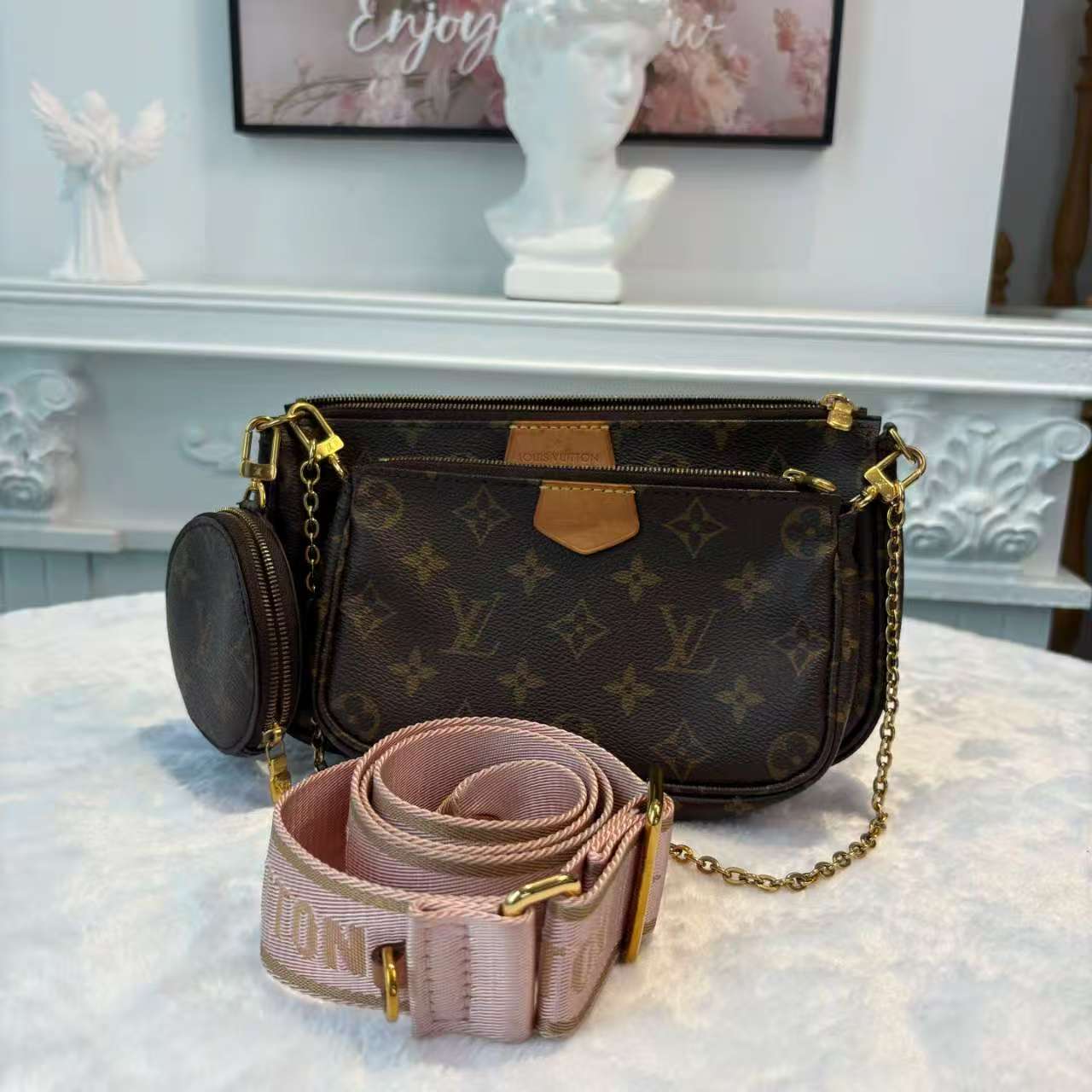 【#724】Pre-owned Louis Vuitton Multi Pochette Accessories  Monogram Pinkstrap Calfskin Shoulder Bag BJ1102104078