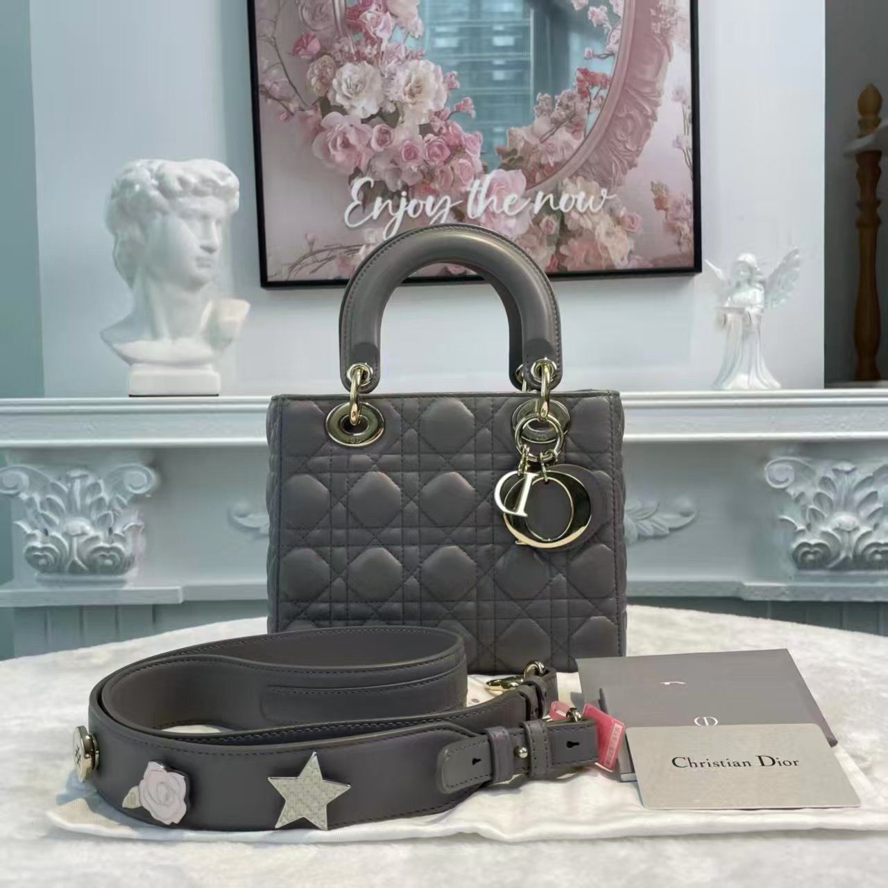【#818】Pre-owned Dior Lady Dior Medium Size Gray BJ1109905015【Deposits 300$】【Installments #1 300$/2599$】