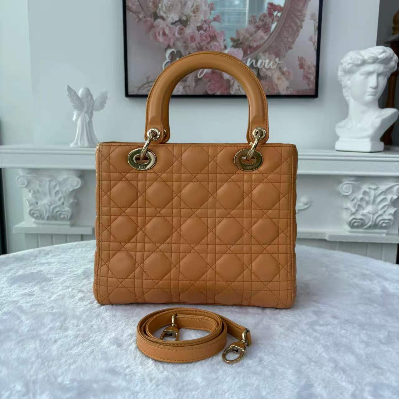 【#750】Pre-owend Dior Lady Dior Medium Yellow Lambskin Shoulder Bag BJ11012040135