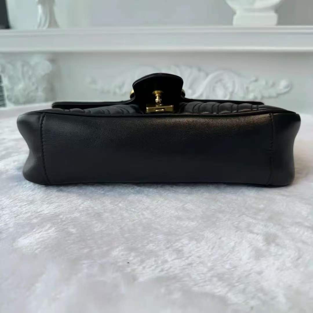 【#493】Pre-owned Gucci Marmont 26 Medium Size Calfskin Shoulder Bags BJ1101504060