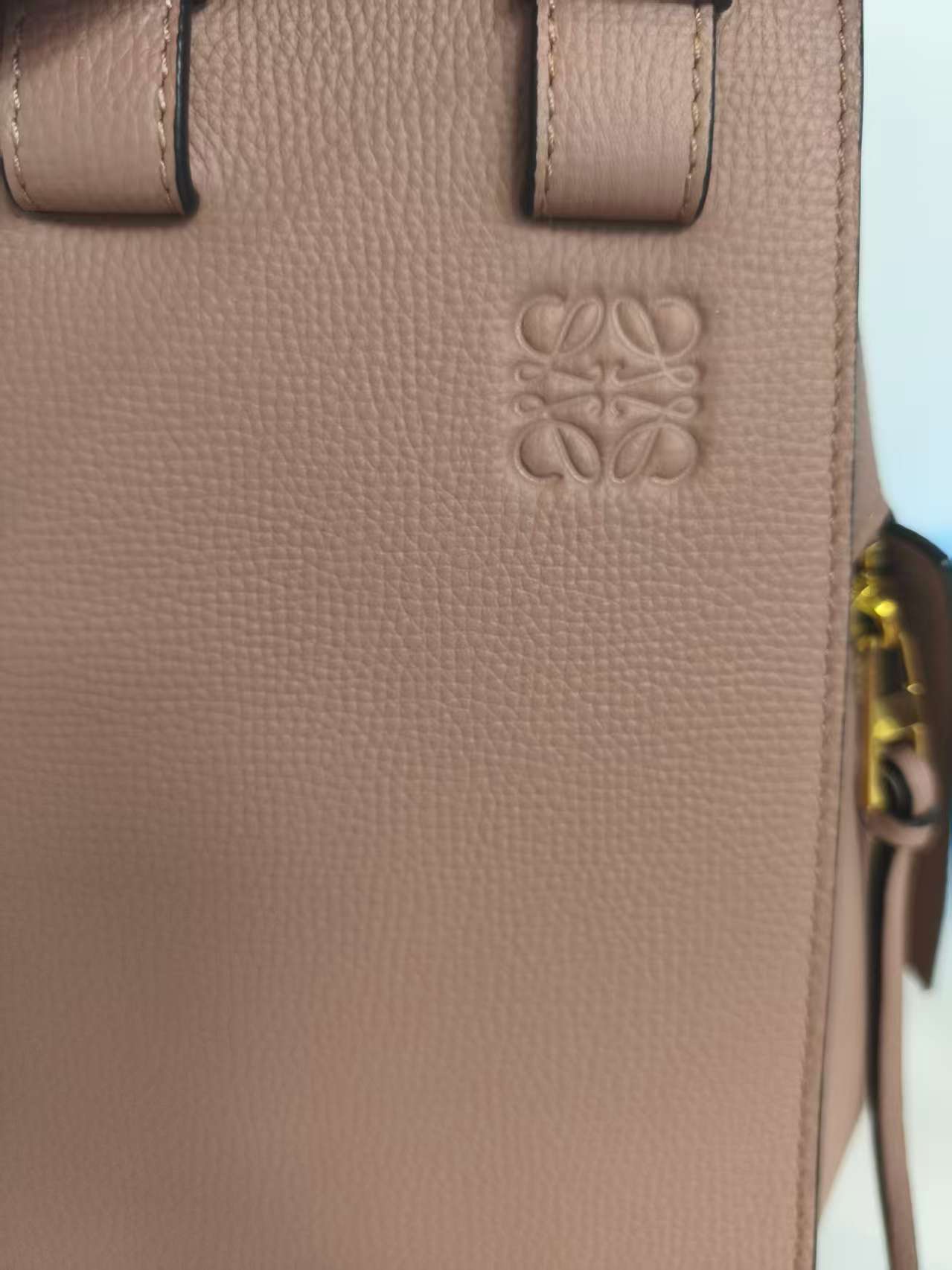 【#578】Pre-owned LOEWE Hammock Pm Sand Calfskin Shoulder Bags BJ110990406