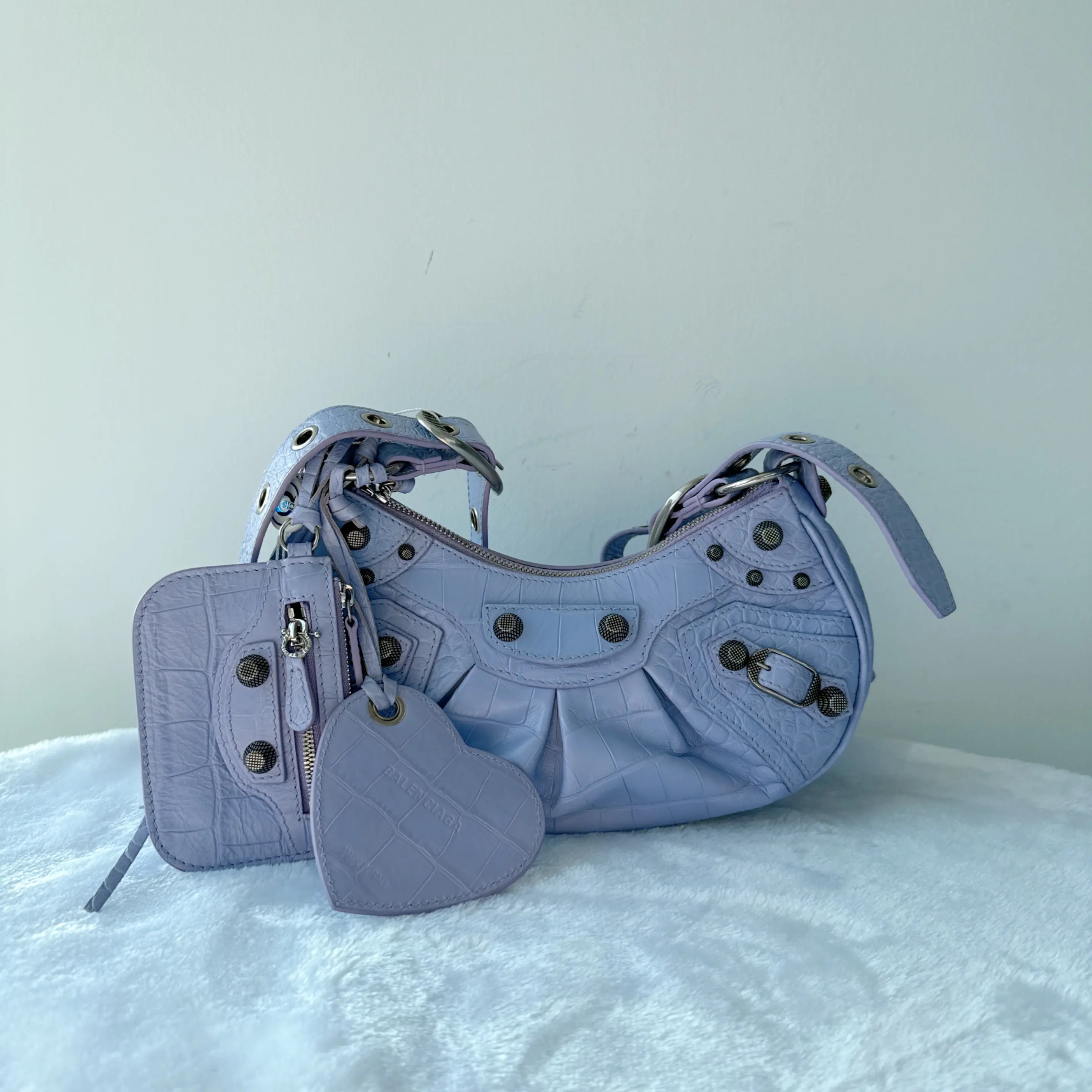 [#684]Pre owned Balenciaga Le Cagole purple XS BJ110&04065