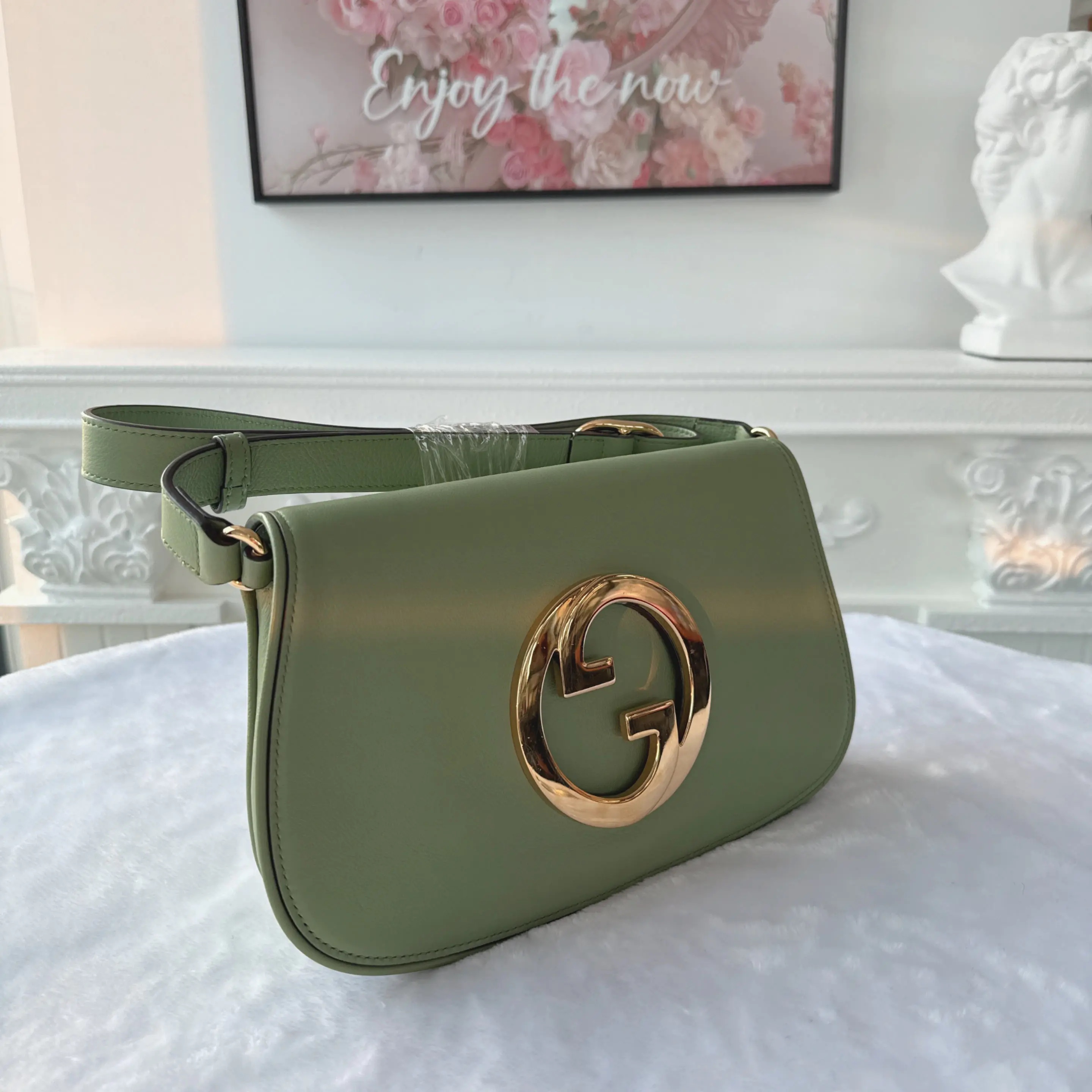 [#685]Pre owned Gucci Blondie Calfskin Goldenhardware BJ110&04045