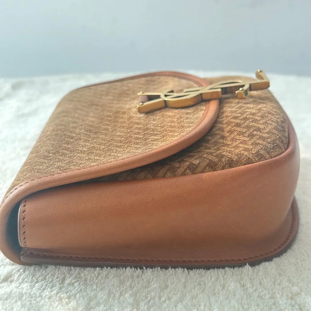 [#679]Pre owned YSL KAIA Calfskin Small Golden Hardware BJ110&04055