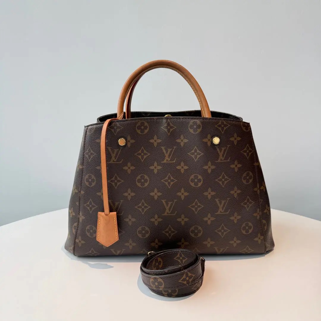 [#643]Pre owned Louis Vuitton Montaigne Medium BJ110&04055