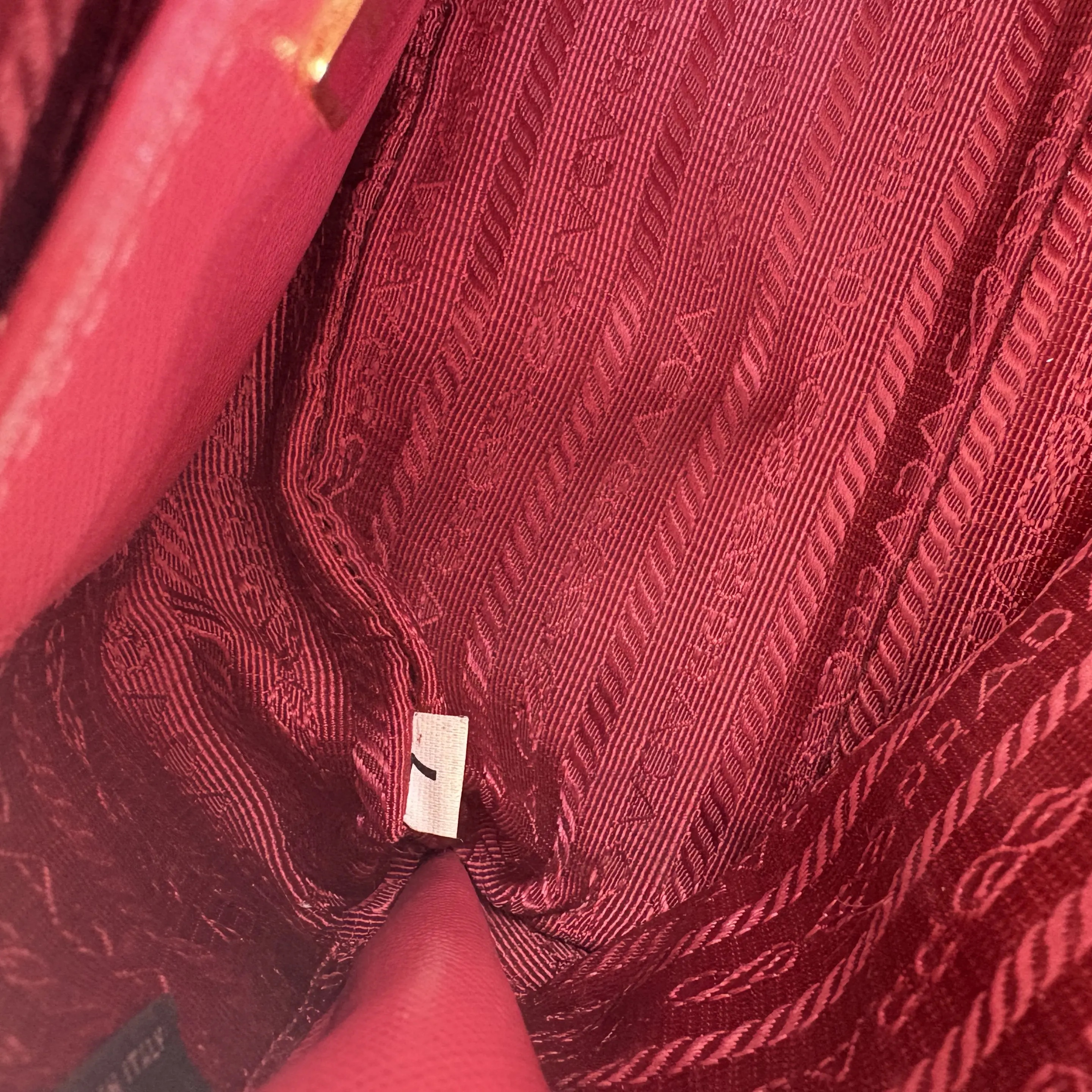 [#716]Pre owned Prada Promenade Pink Calfskin Crossbody Bag BJ110&04030