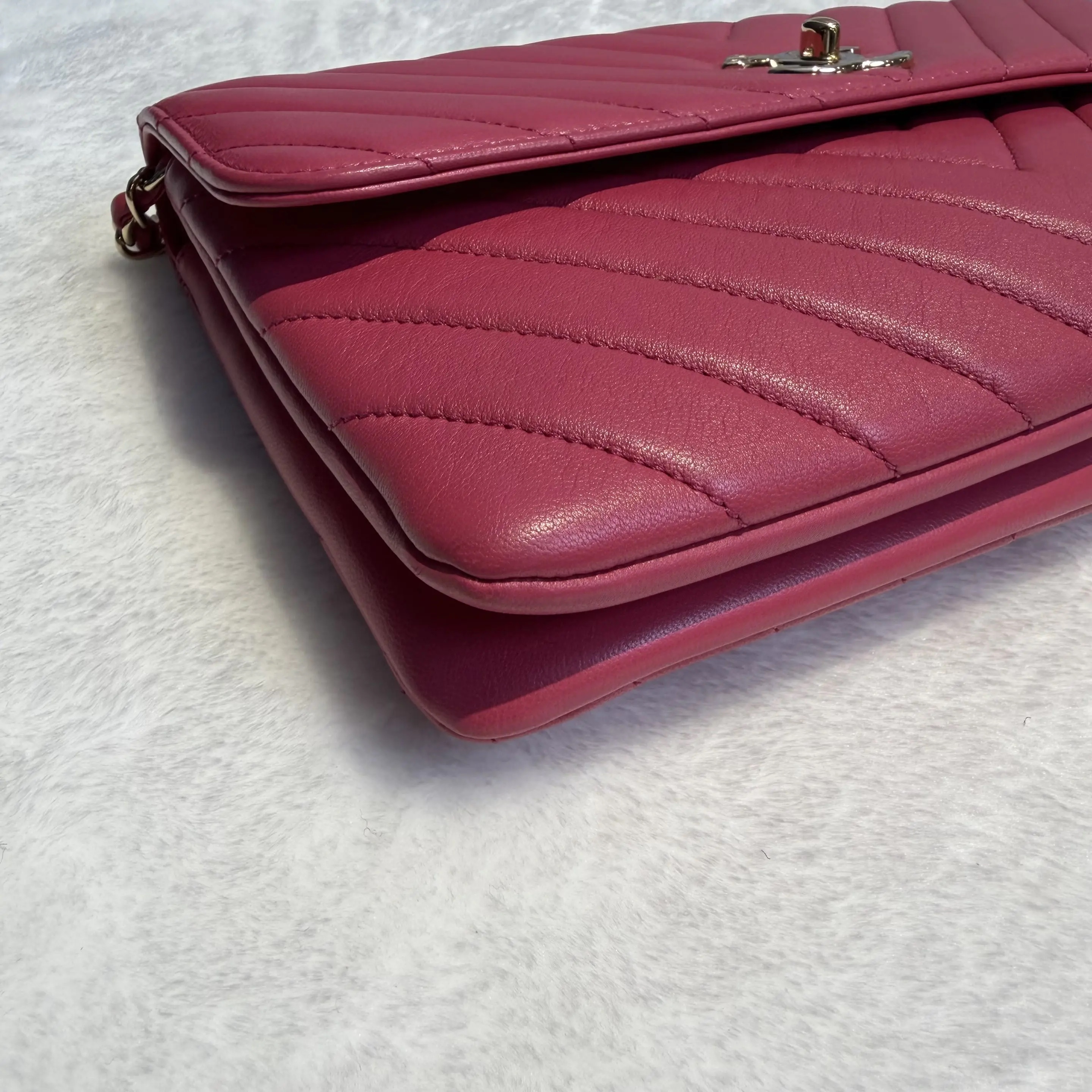 [#603]Pre owned Chanel Trendy CC Pink Lambskin Start with 26 BJ1101805118