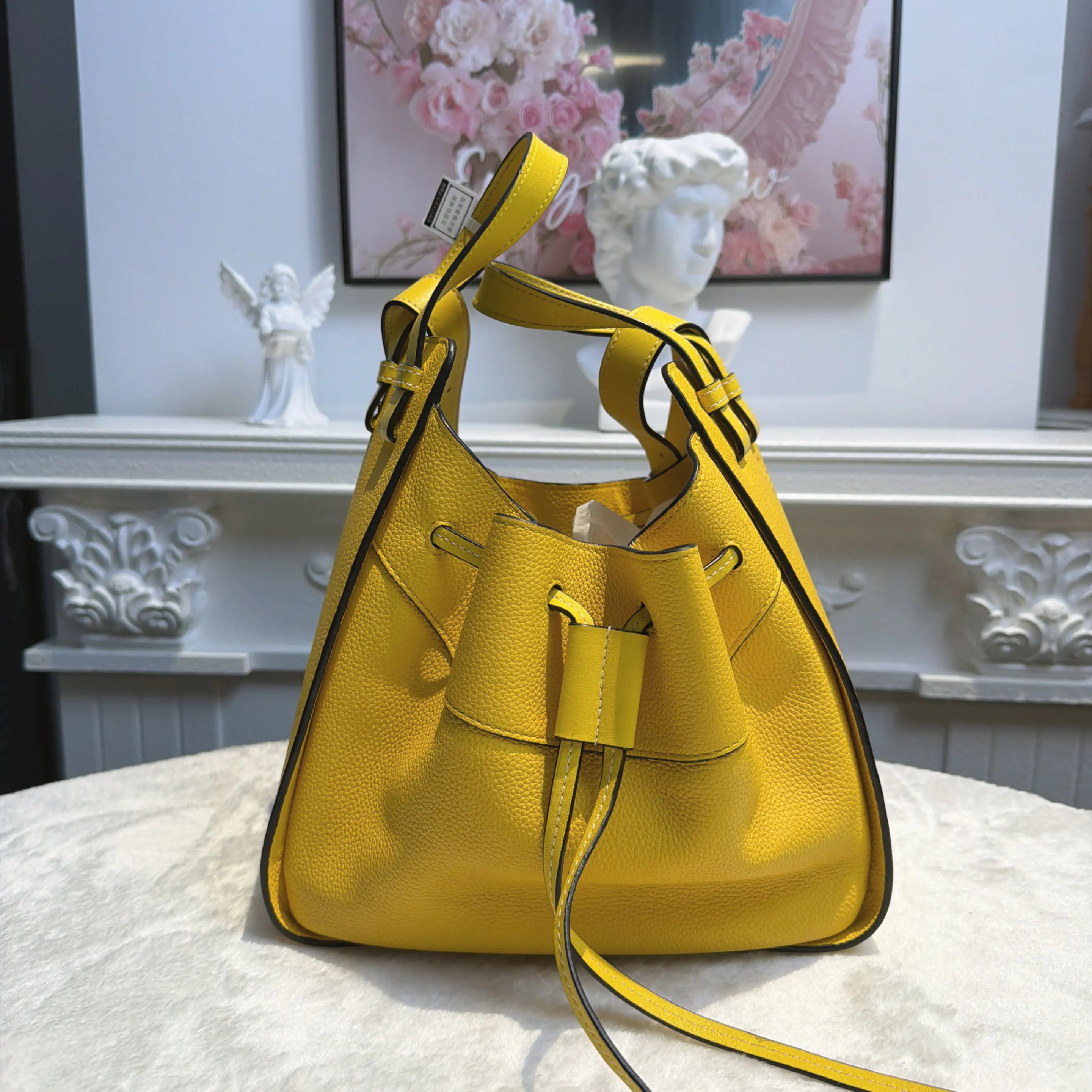 [#627]Pre owned Loewe Hammock Yellow Calfskin BJ110&04045