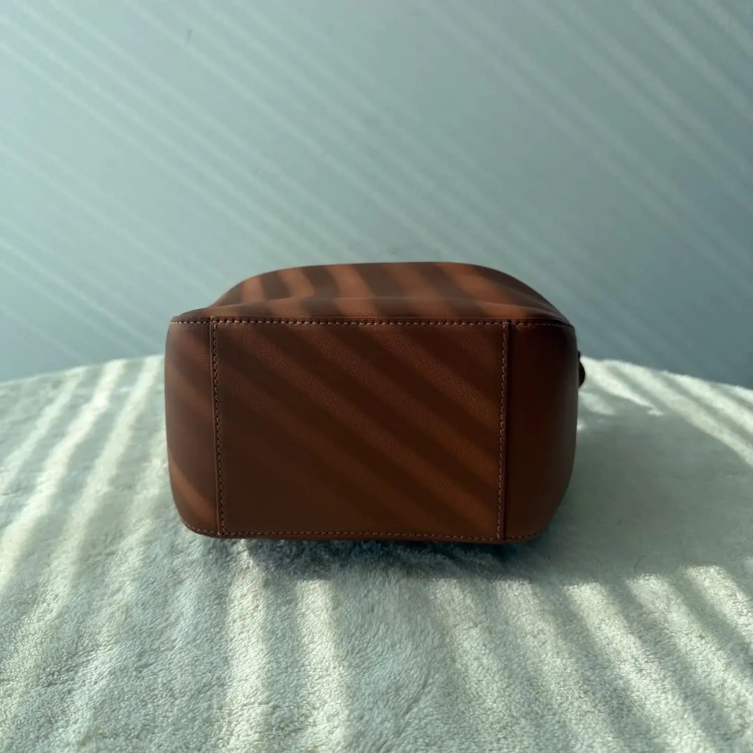 [#676]Pre owned Loewe Hammock Hobo Calfskin BJ110&04078