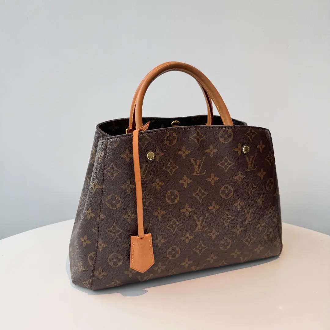 [#643]Pre owned Louis Vuitton Montaigne Medium BJ110&04055