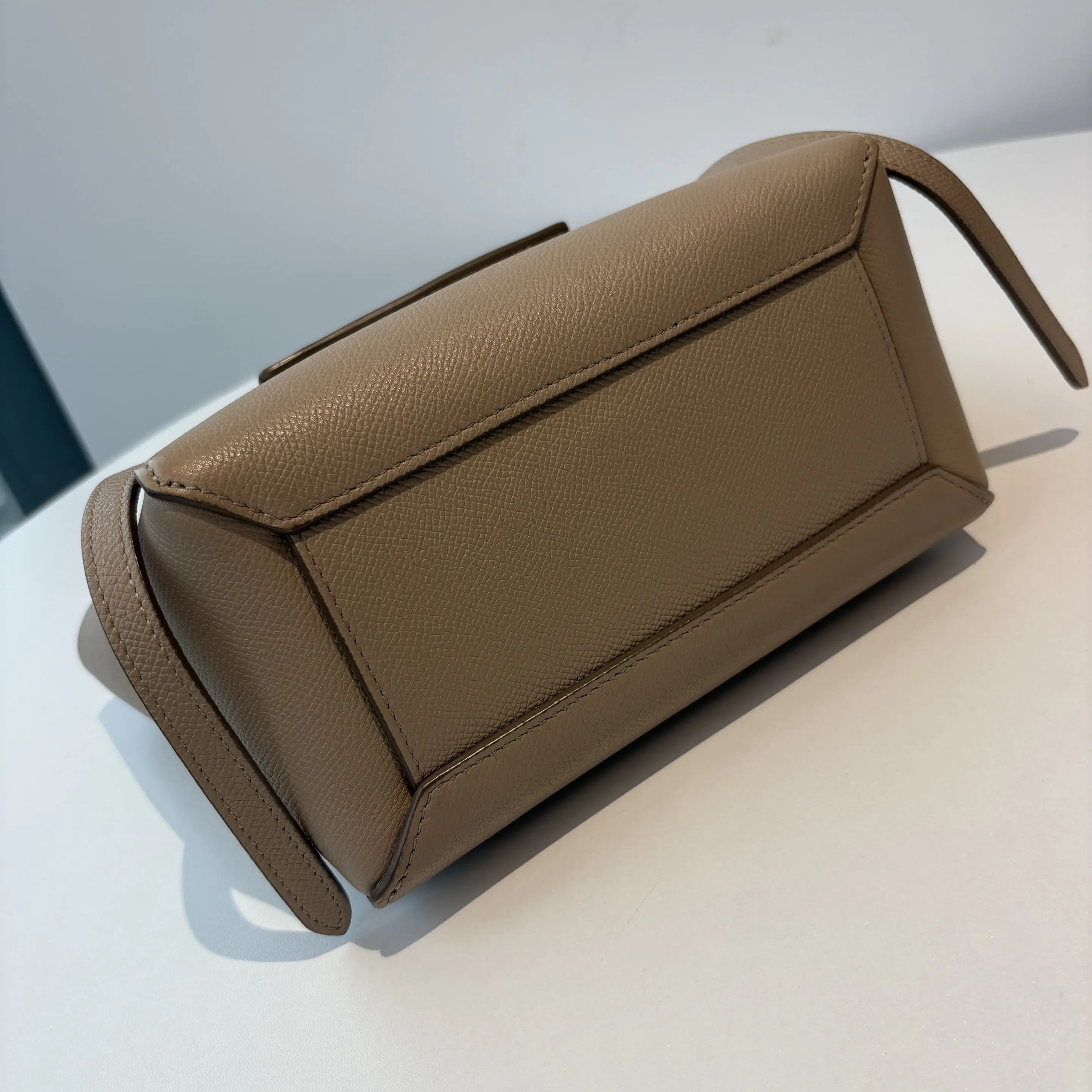 [#651]Pre owned Celine Belt Bag Nano BJ110&04045