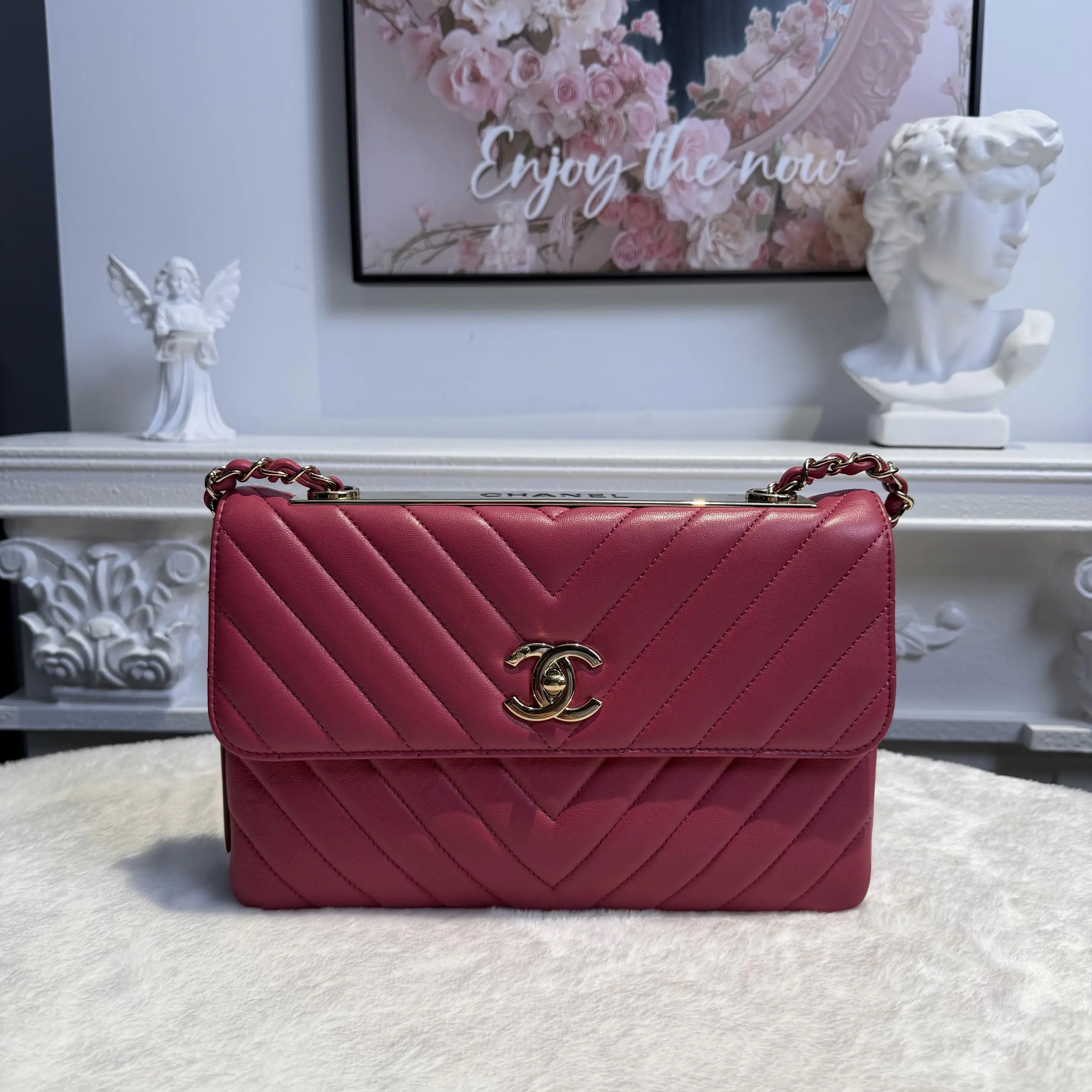 [#603]Pre owned Chanel Trendy CC Pink Lambskin Start with 26 BJ1101805118
