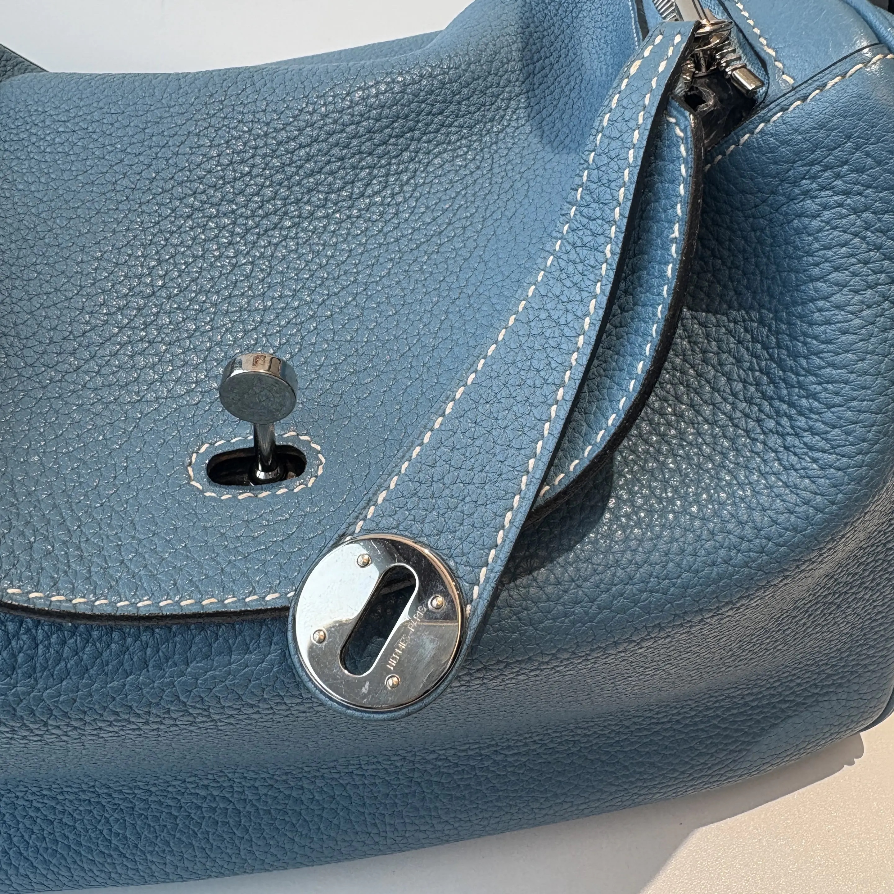 [#670]Pre owned Hermes Lindy 18 Silver Hardware BJ110&05024