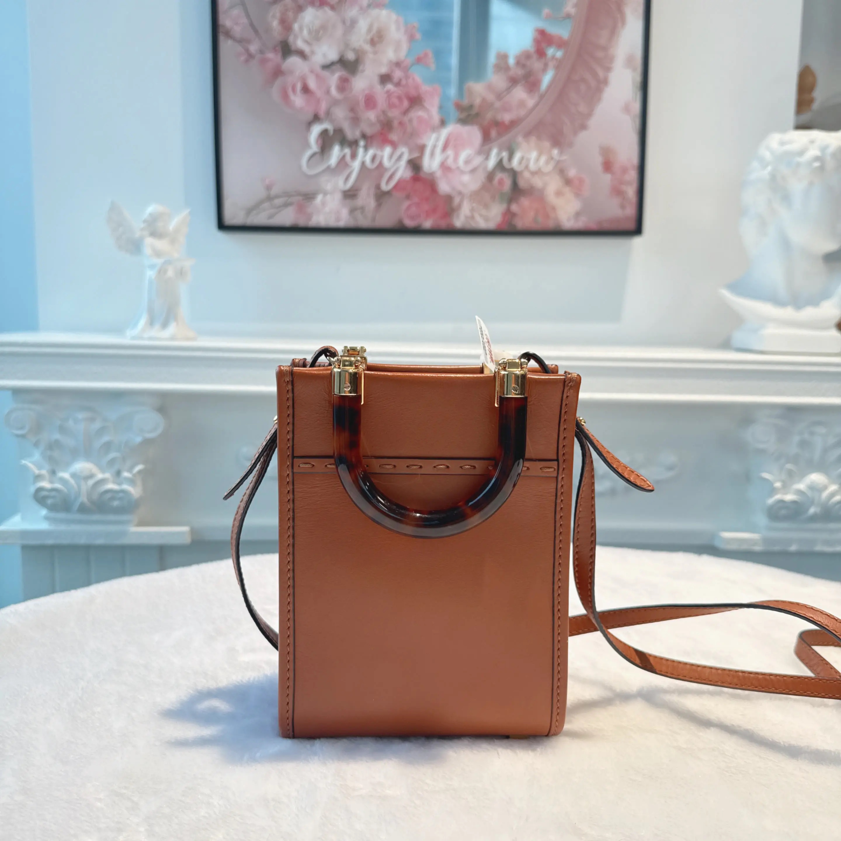 [#687]Pre owned Fendi Sunshine Tote Calfskin mini Crossbody bag