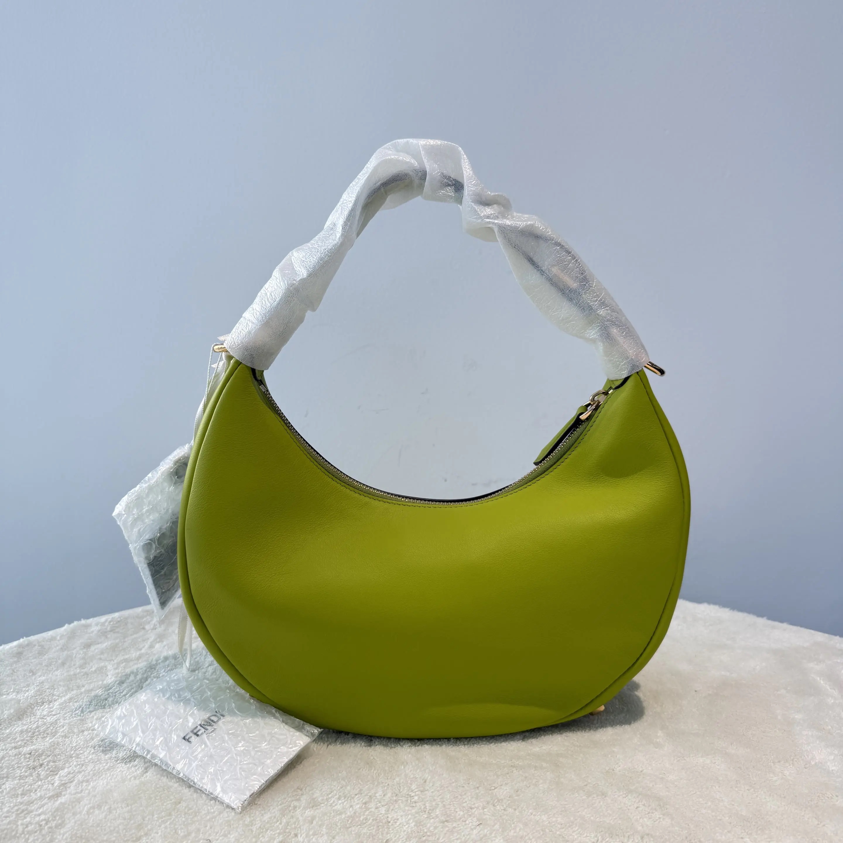 [#675]Pre owned Fendigraphy Green Calfskin Small BJ110&04060