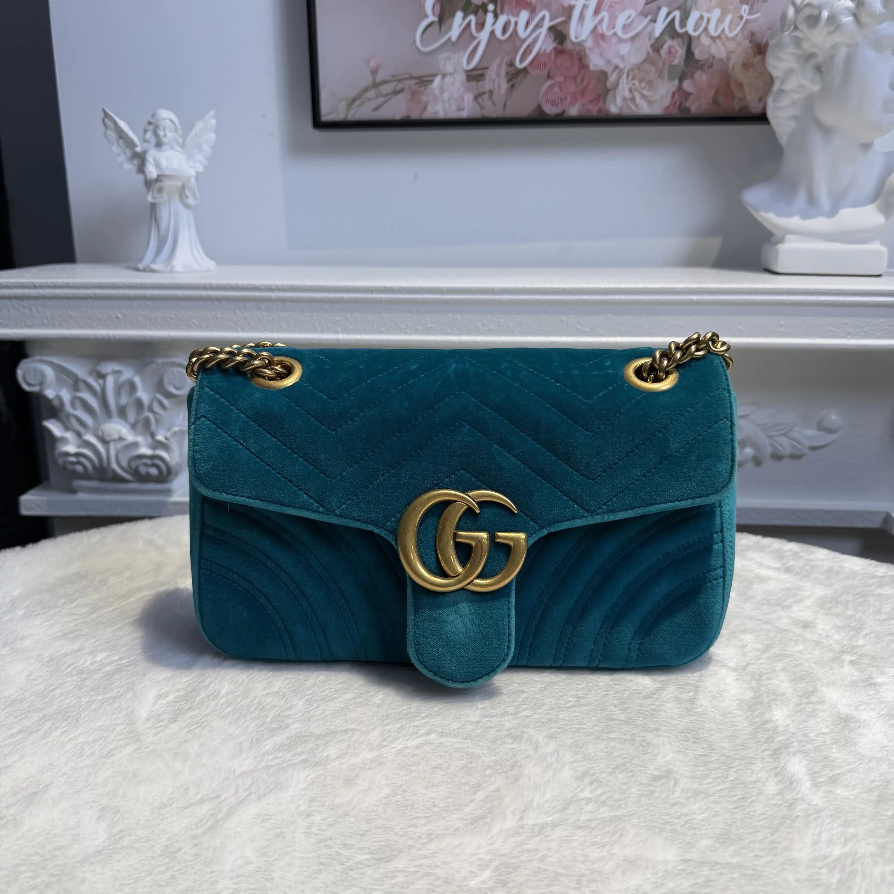 [#606]Pre owned Gucci Marmont 26 Green Velvet Medium  BJ1101404033