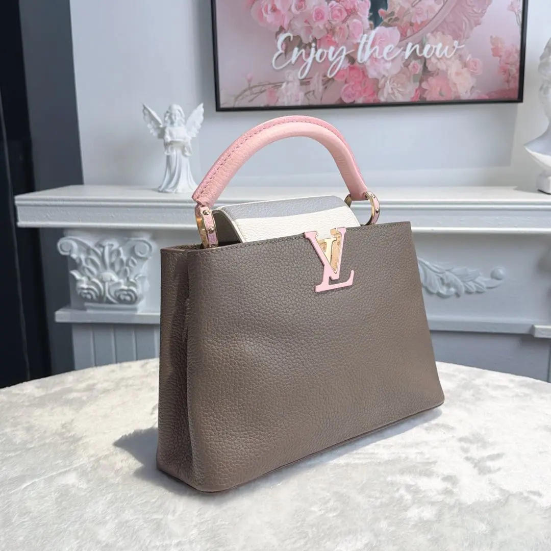 [#697]Pre owned Louis Vuitton Capucines BB Grey Pink Calfskin Shoulder bag BJ11018050125