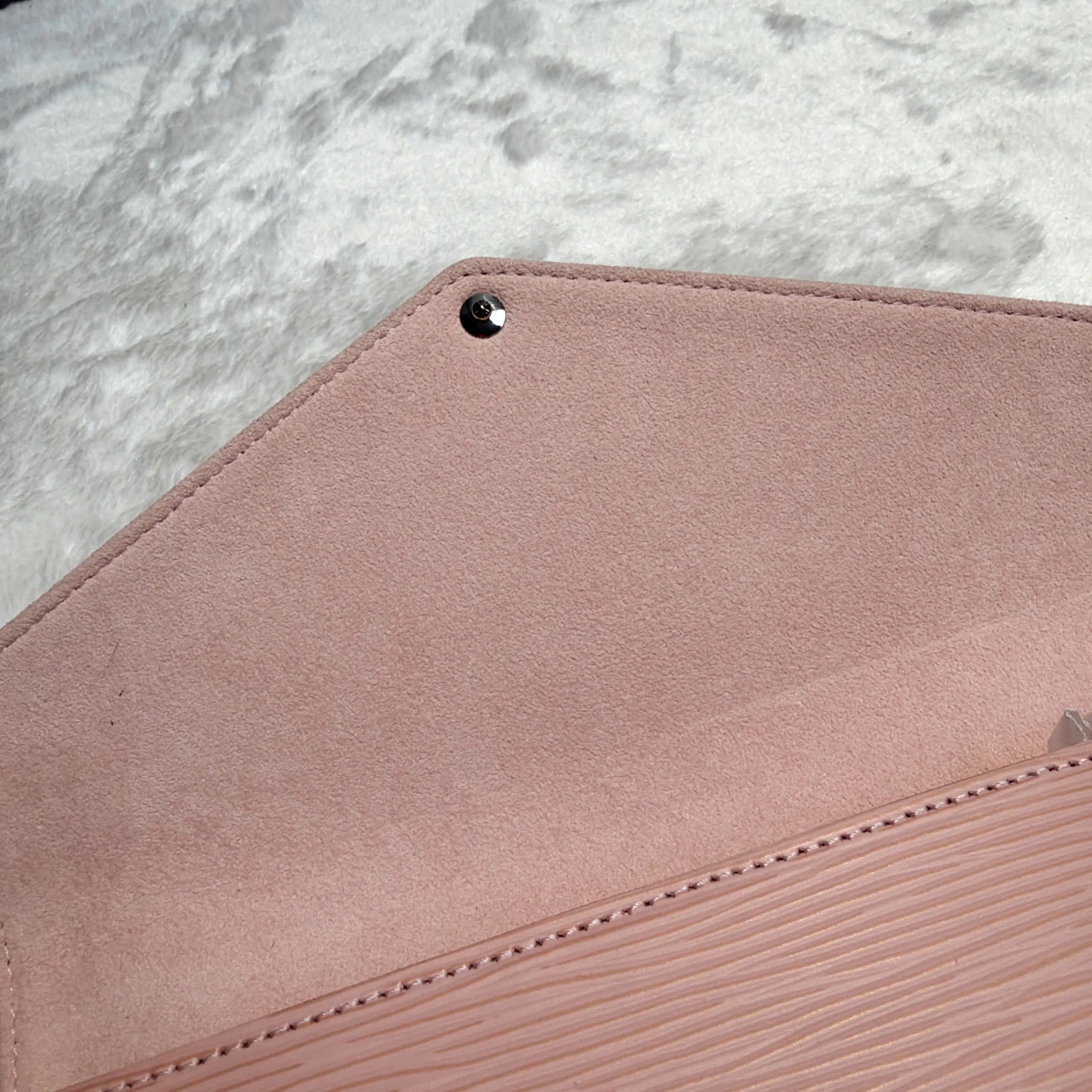 [#624]Pre owned Louis Vuitton Pochette Felicie Calfskin EPI BJ1101804035