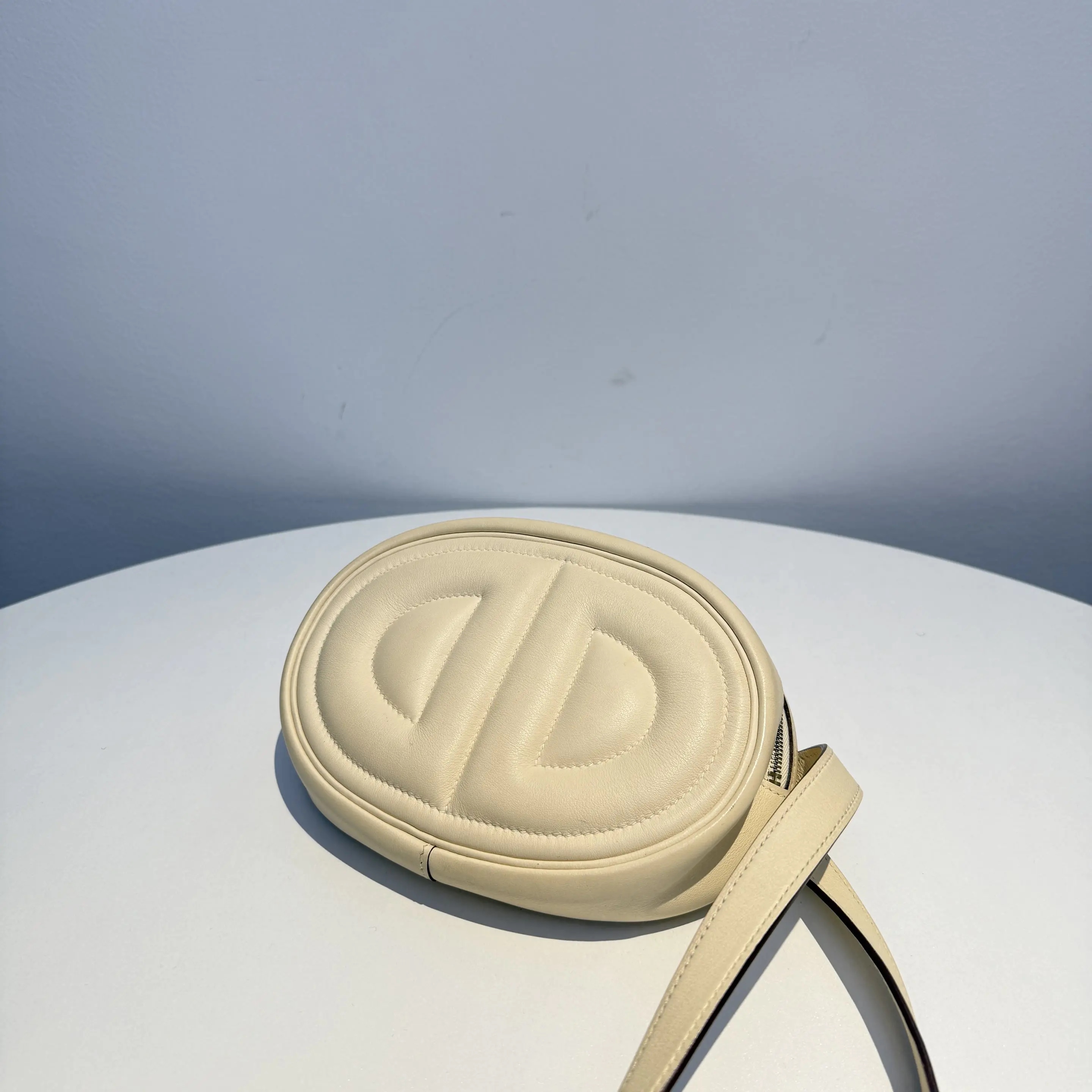 [#665]Pre owned Hermes In the loop Swift Bumbag Stamp Z BJ11021050118