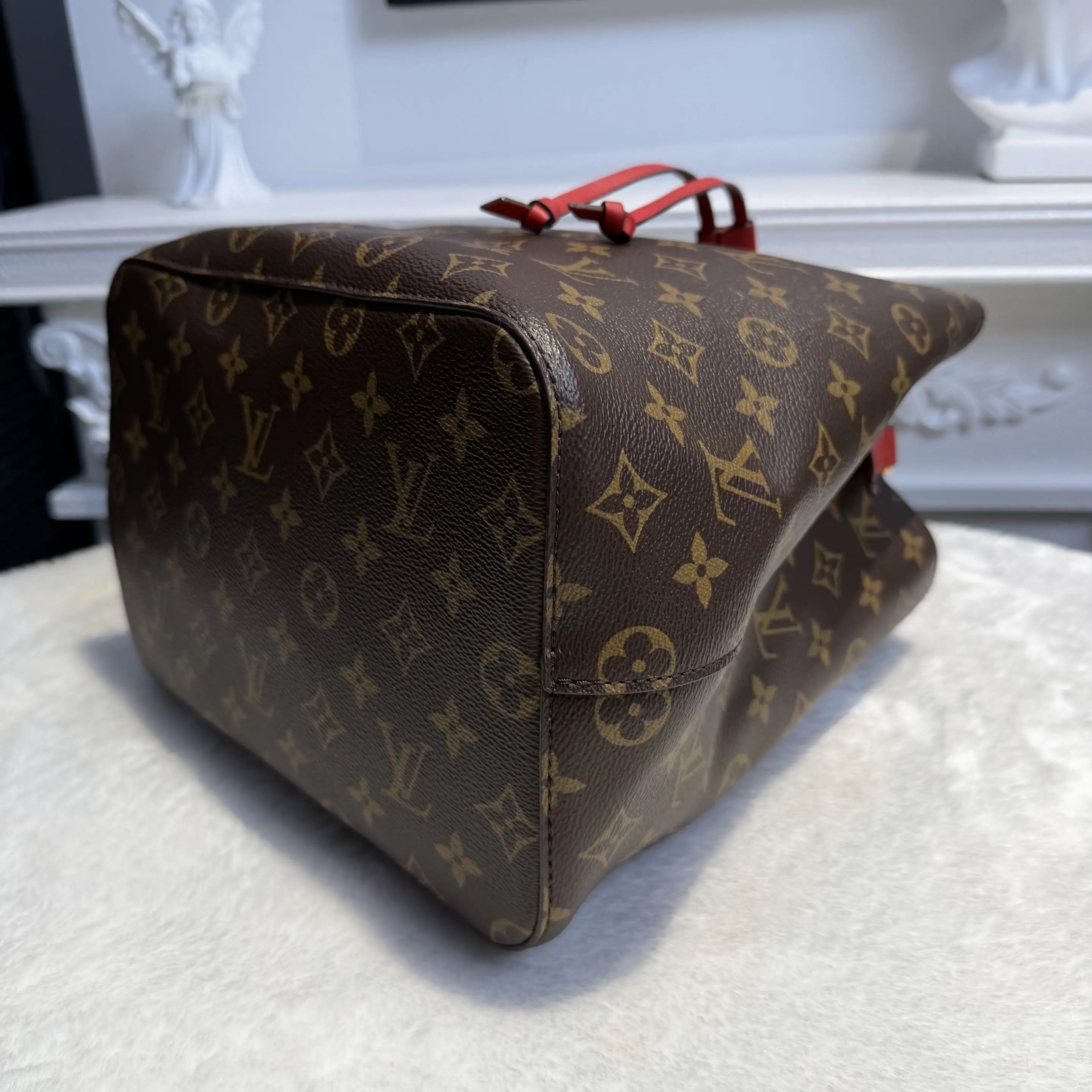 [#606]Pre owned Louis Vuitton Neonoe Brown Red Monogram Medium BJ110170407