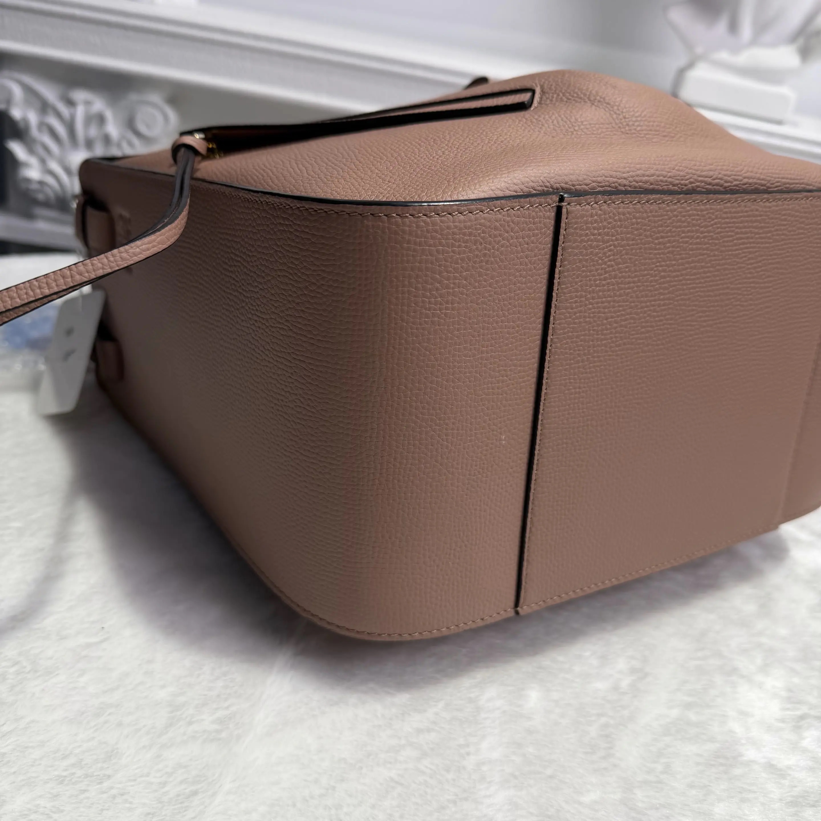 [#619]Pre owned Loewe Hammock Small BJ110&04060