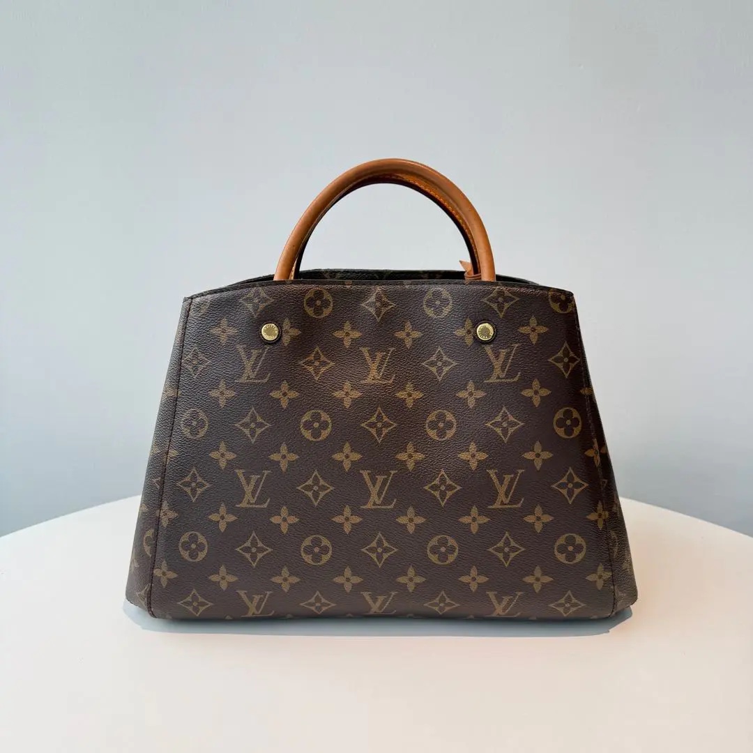 [#643]Pre owned Louis Vuitton Montaigne Medium BJ110&04055