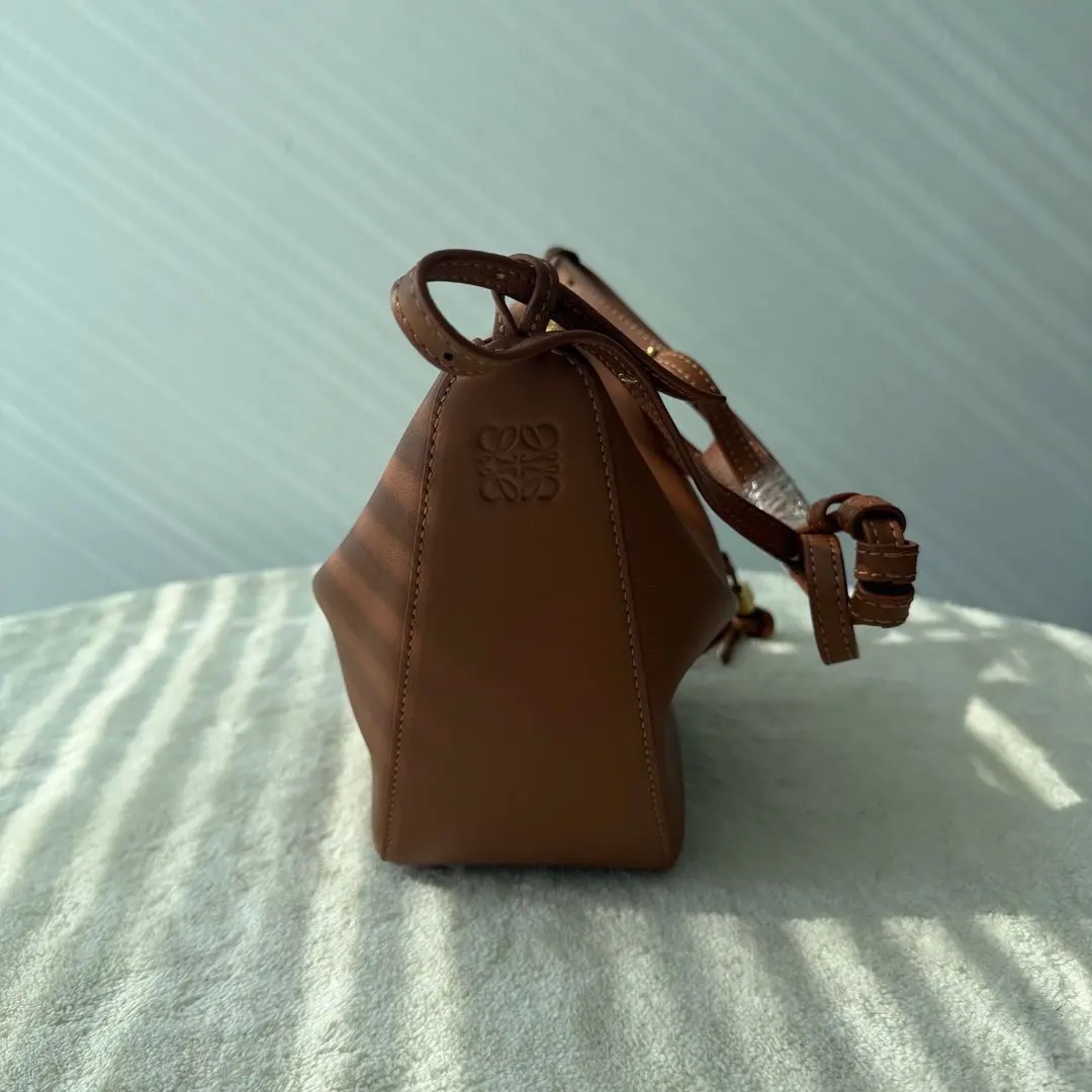 [#676]Pre owned Loewe Hammock Hobo Calfskin BJ110&04078