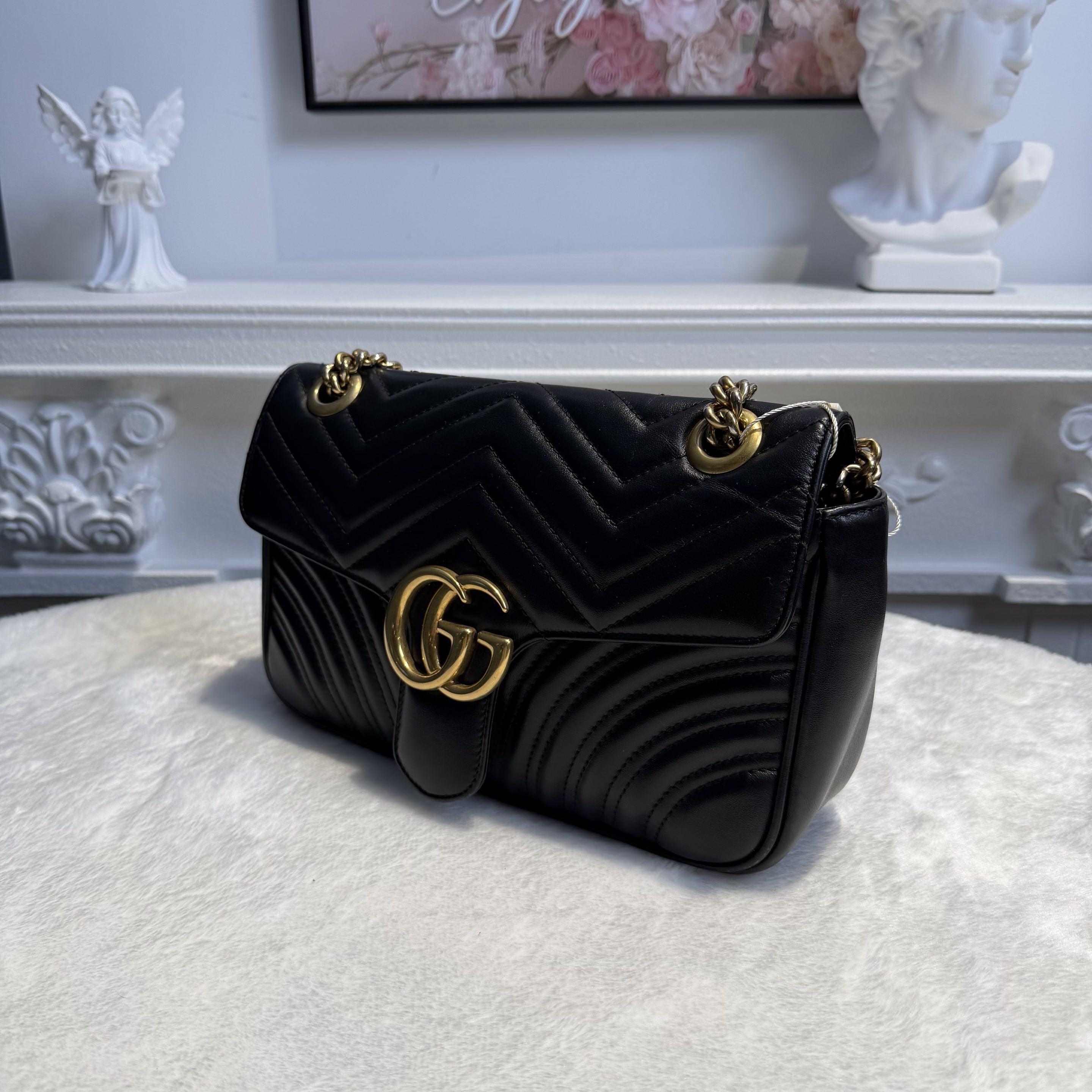 【#609】Pre-owned Gucci Marmont Black Calfskin Medium 26 Crossbody bag BJ1101704060