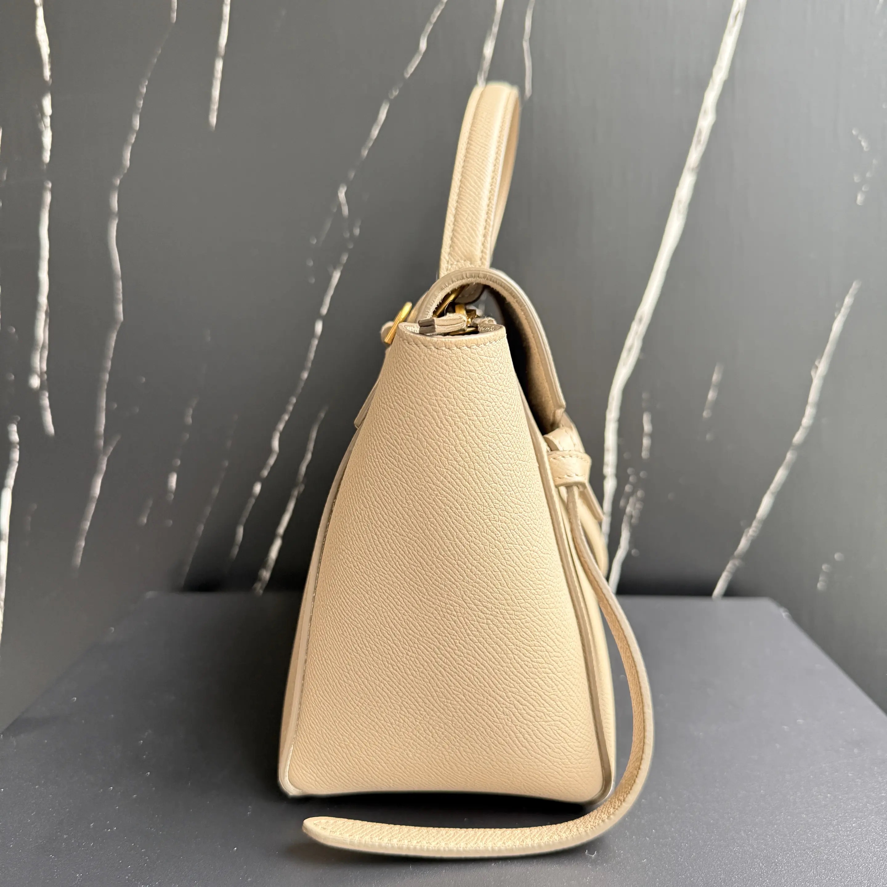 [#651]Pre owned Celine Belt Bag Nano BJ110&04045