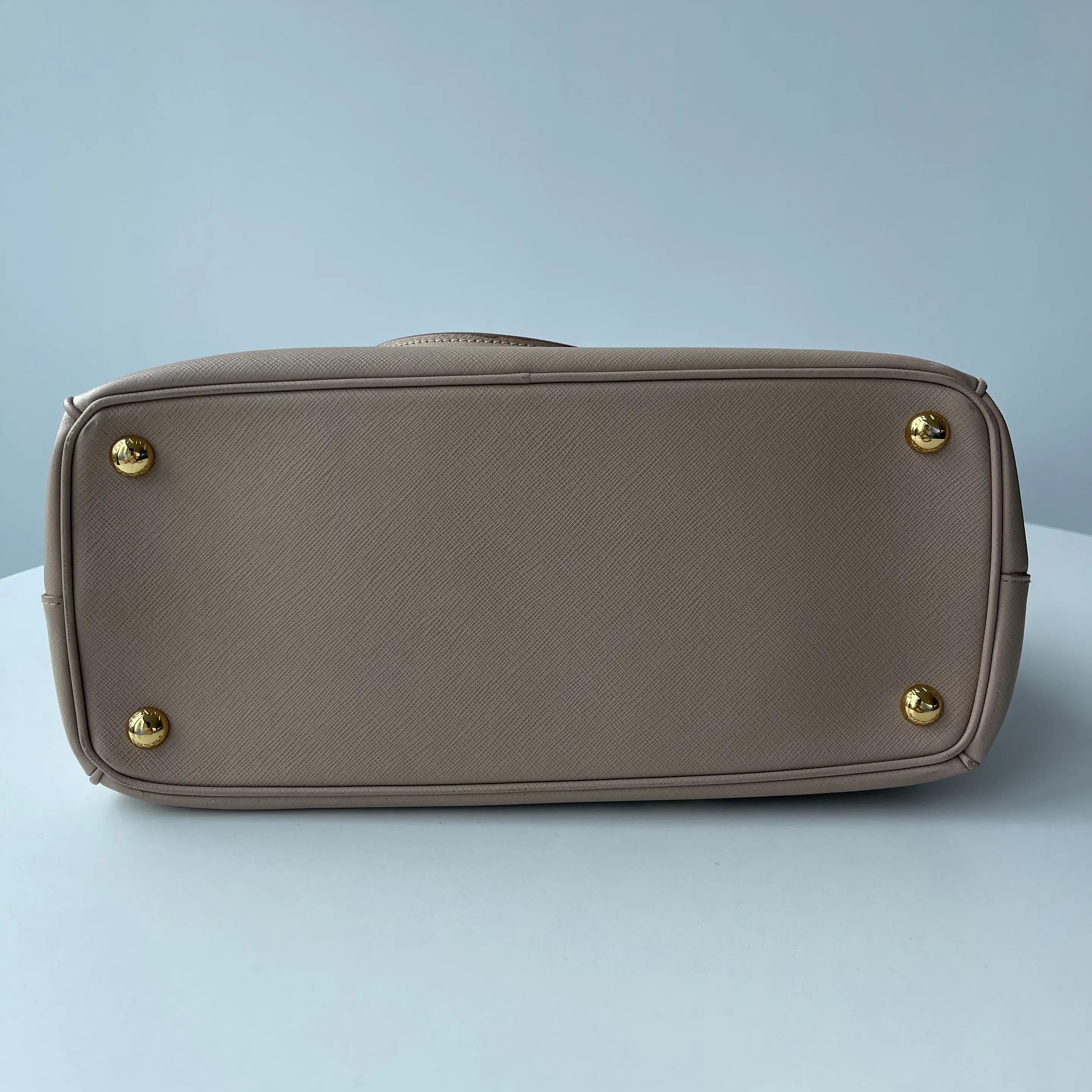 [#664]Pre owned Prada Killer bag Medium Calfskin Golden Hardware BJ110&04022