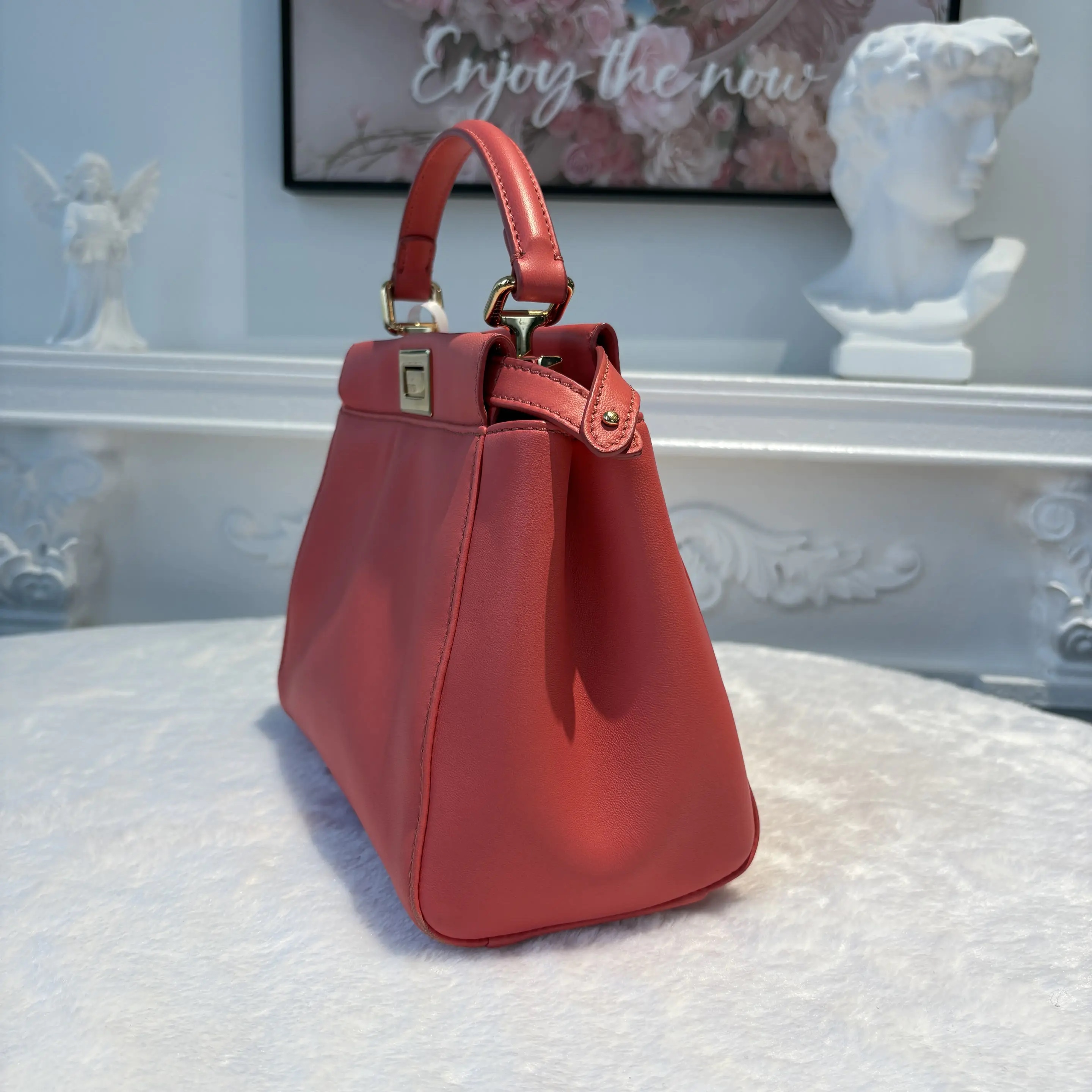 [#602]Pre-owned Fendi Peekaboo Iconic Mini size Lambskin BJ110&04030