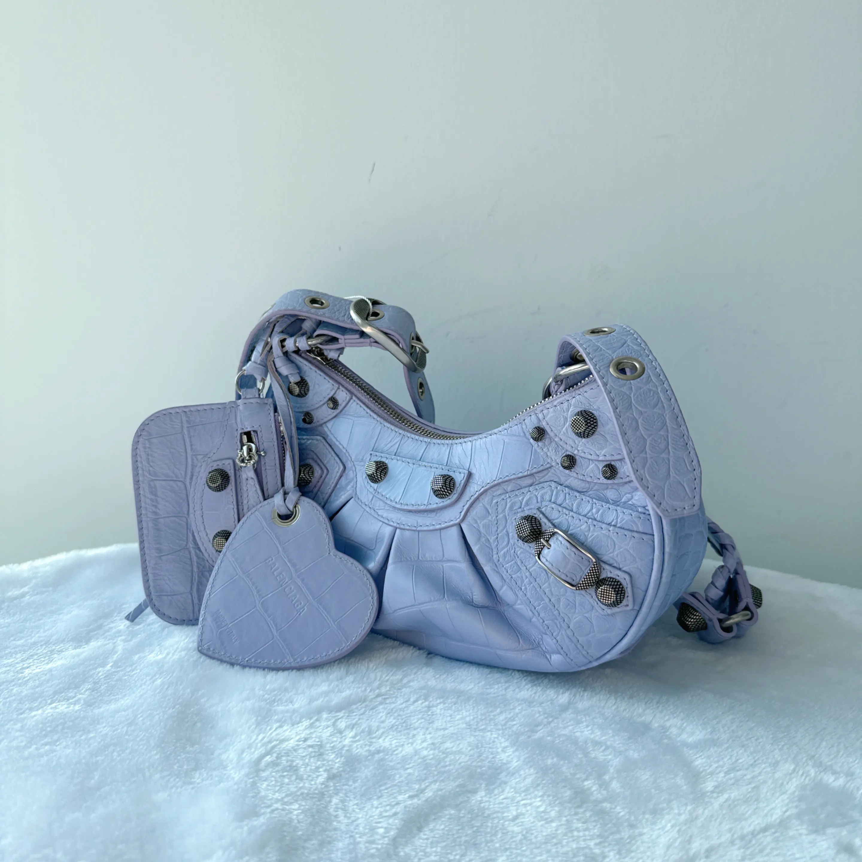 [#684]Pre owned Balenciaga Le Cagole purple XS BJ110&04065