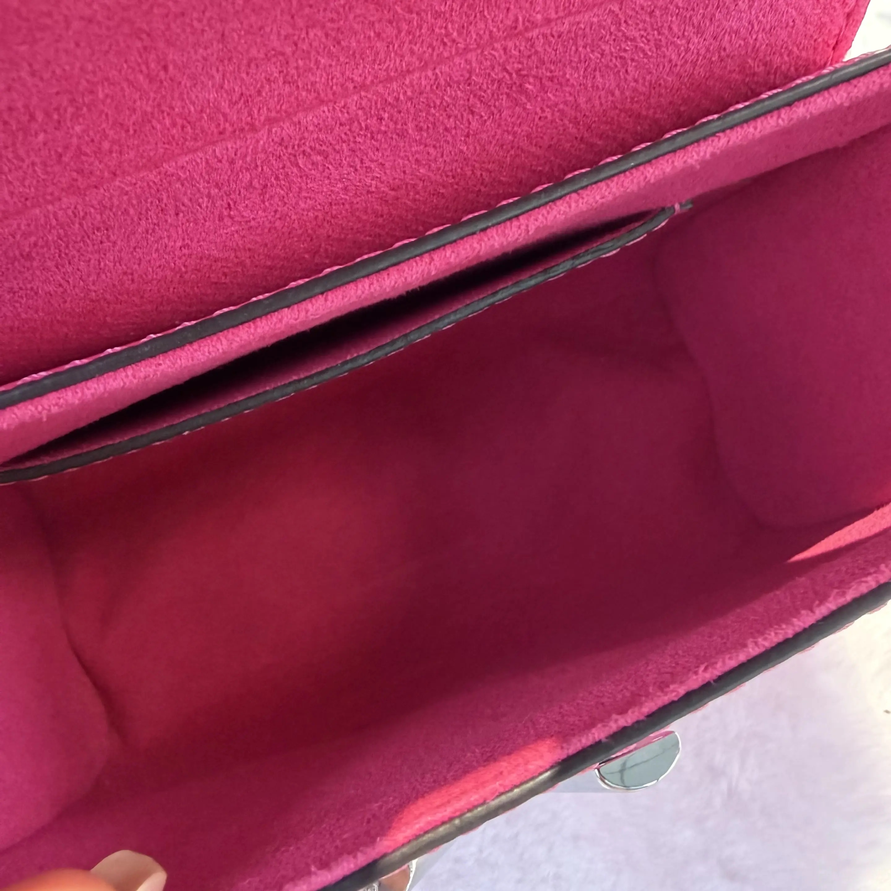 [#627]Pre owned Louis Vuitton Twist Pink EPI Calfskin mini Silver Hardware BJ110MC04075