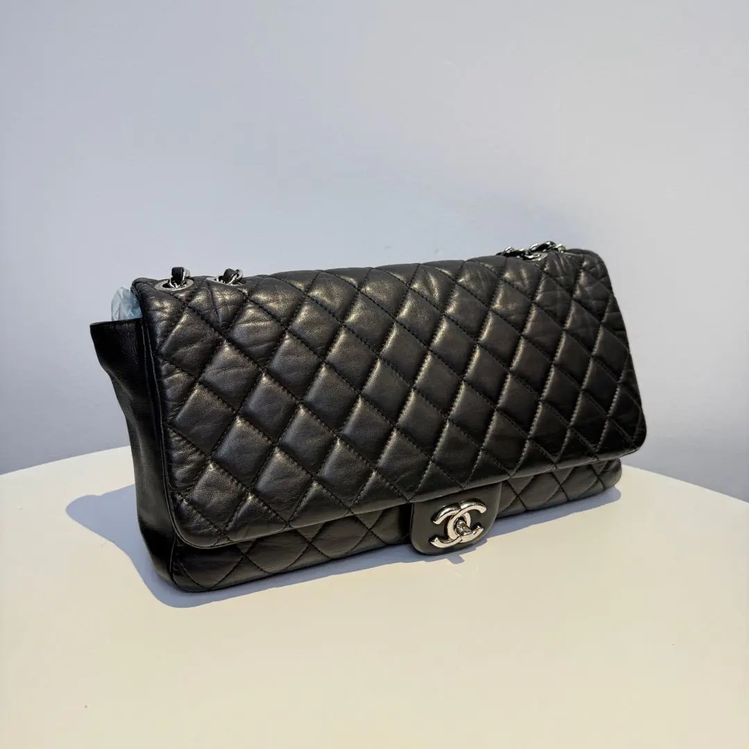 [#650]Pre owned Chanel airport bag BJ11010050145