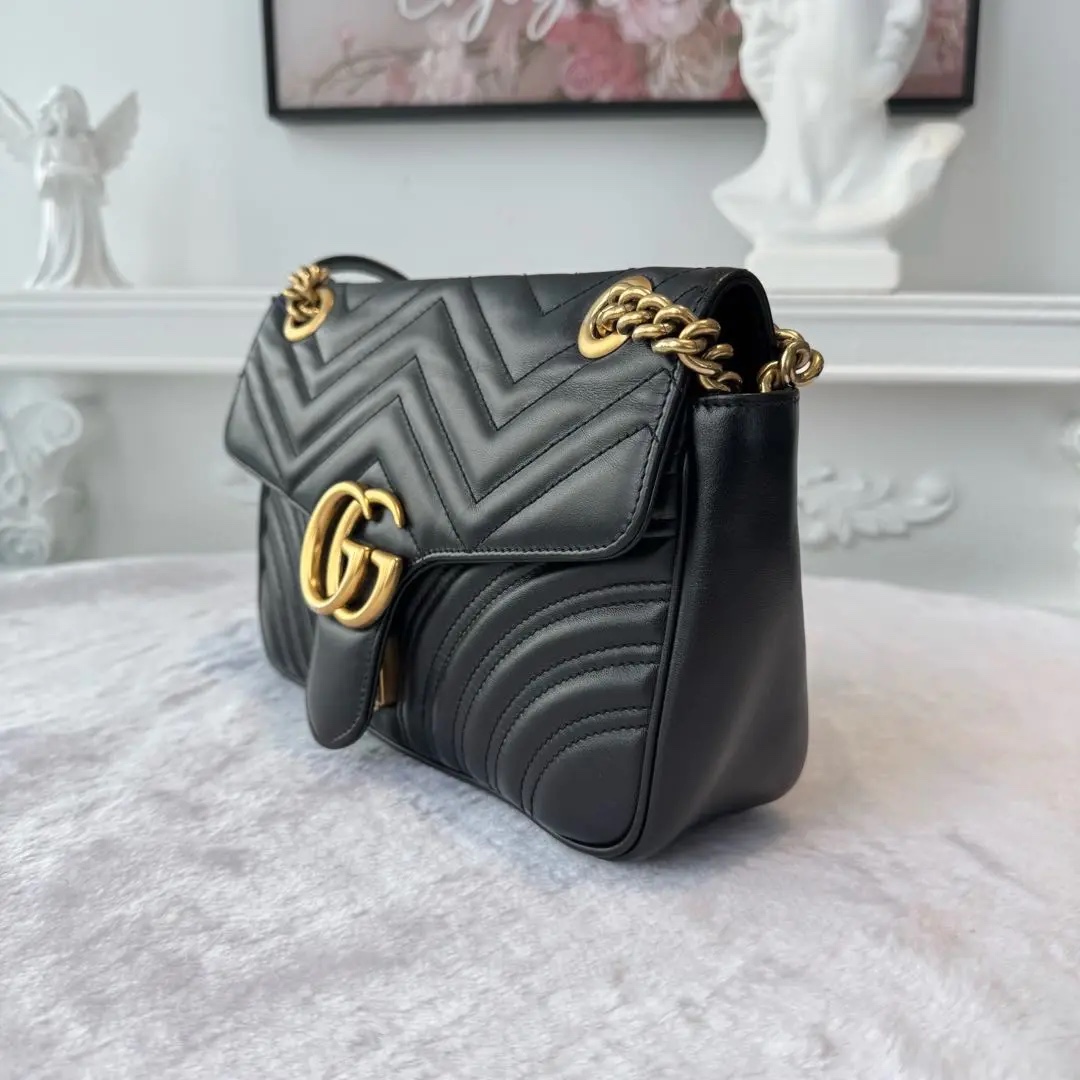 [#621]Pre owned Gucci Marmont Black Calfskin Medium 26