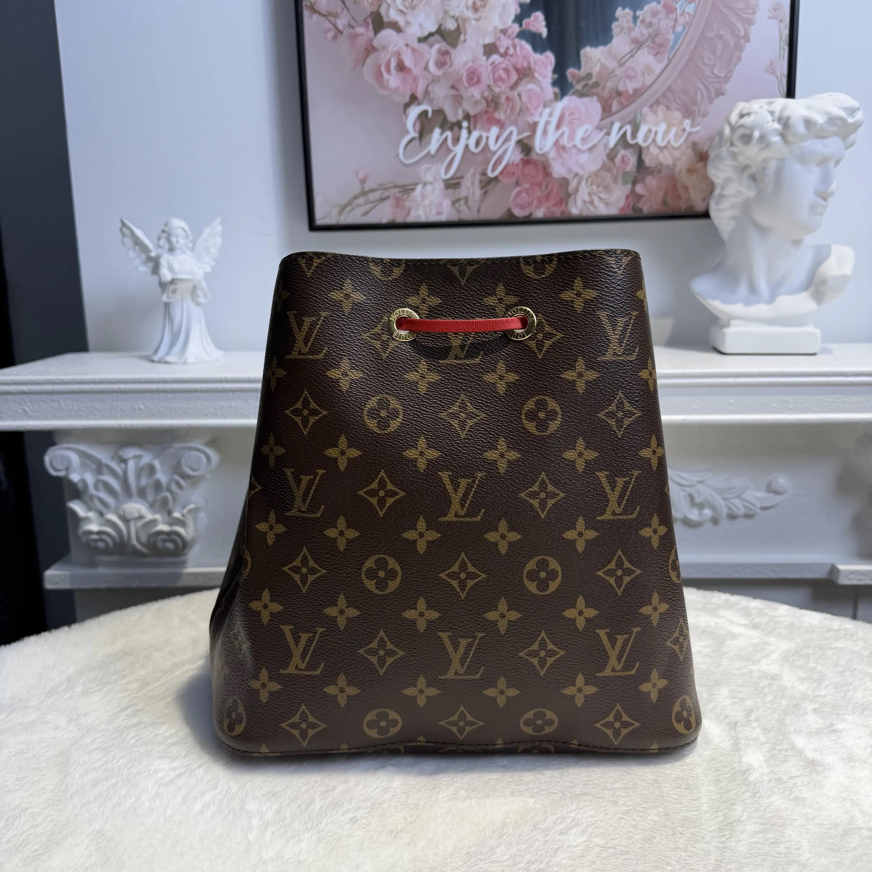 [#606]Pre owned Louis Vuitton Neonoe Brown Red Monogram Medium BJ110170407