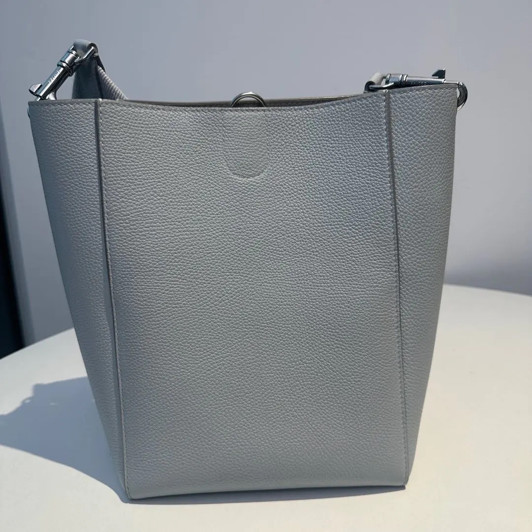 [#657]Pre owned Celine Sangle caviar Calfskin BJ110&04032
