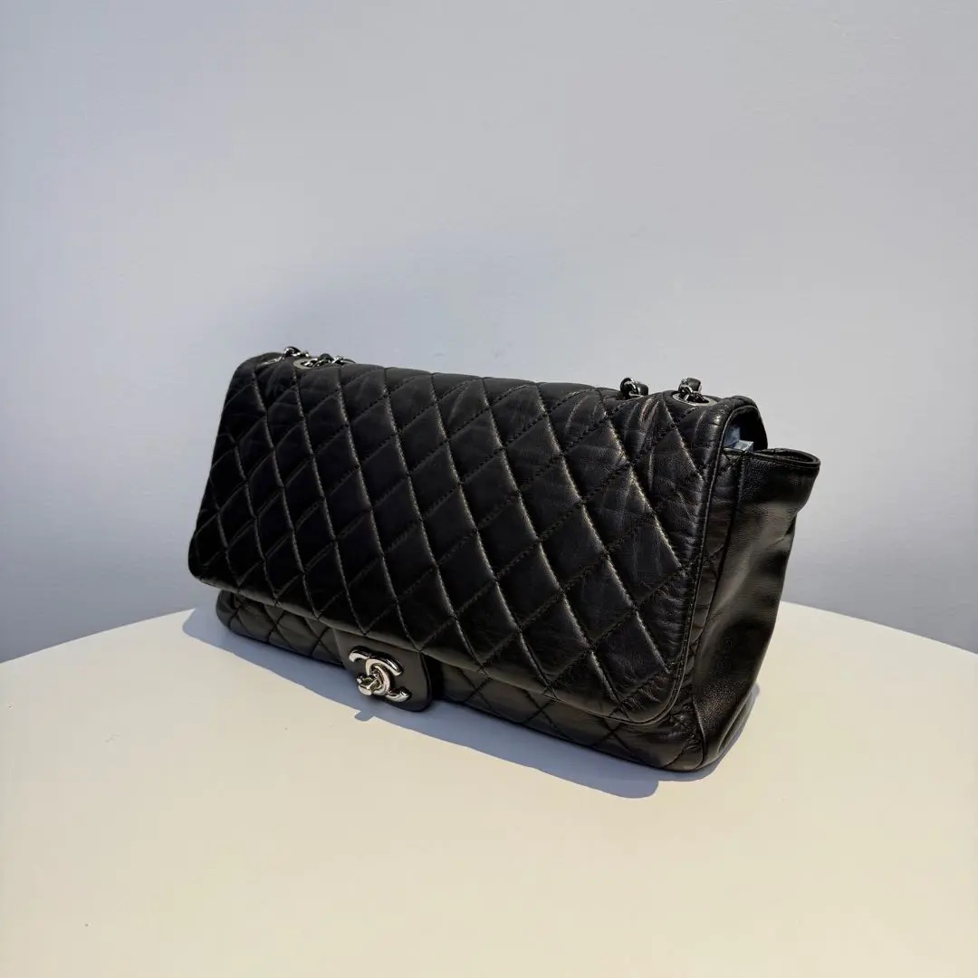 [#650]Pre owned Chanel airport bag BJ11010050145