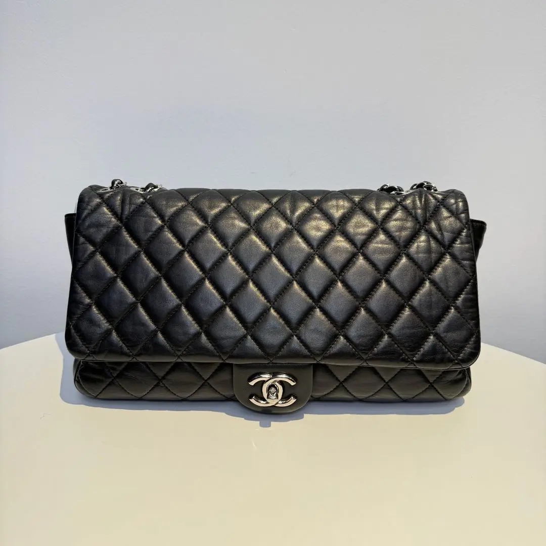[#650]Pre owned Chanel airport bag BJ11010050145
