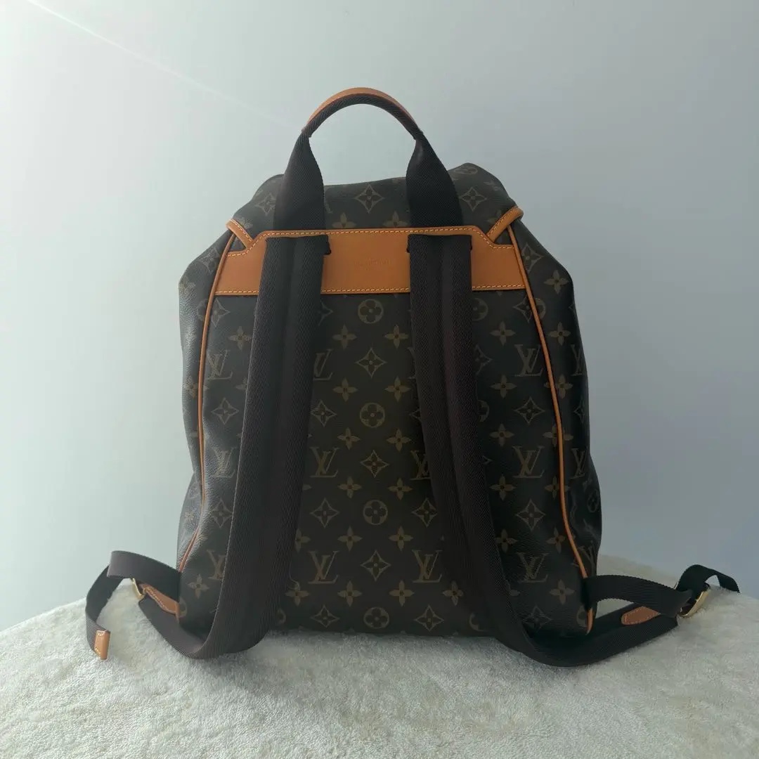 [#674]Pre owned Louis Vuitton Montsouris Cargo Monogram BJ110MC050185
