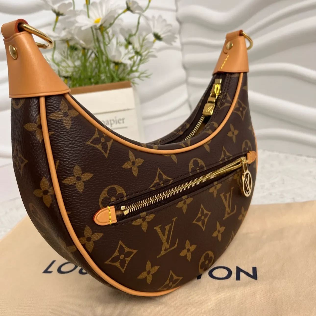 【#538】Pre-owned Louis Vuitton Loop Hobo Monogram  Canvas Shoulder Bag BJ1109905012&1999 