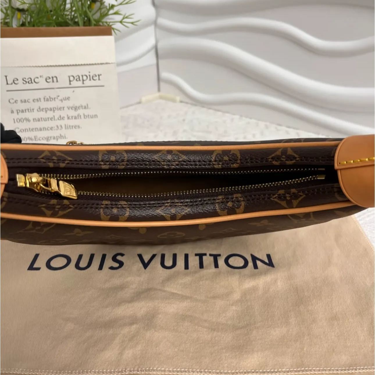 【#538】Pre-owned Louis Vuitton Loop Hobo Monogram  Canvas Shoulder Bag BJ1109905012&1999 