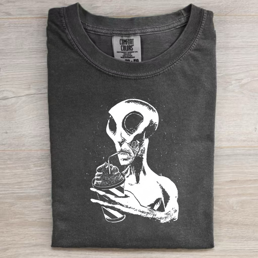 Retro Style Funny Alien T-shirt