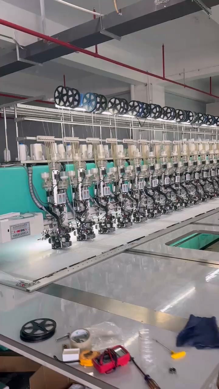 {"default":"Sita Lace, Lace Fabric, Feature Fabric, Tulle Fabric, Beaded Fabric, Sequined Fabric, Embroidery Fabric, Wedding Dress, Bridal Gown, Bridal Veil, Beads, Sequins,"}